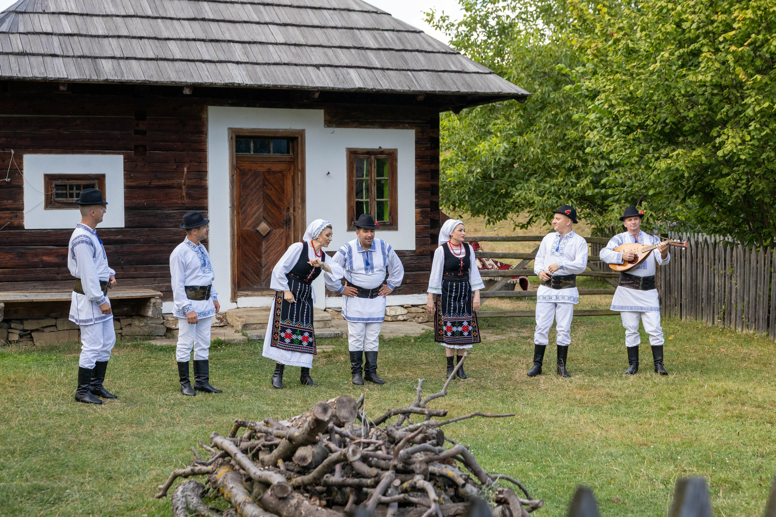 DORURELE la Filmări RO. Alika Dia- Fotograf în Republica Moldova, Strășeni