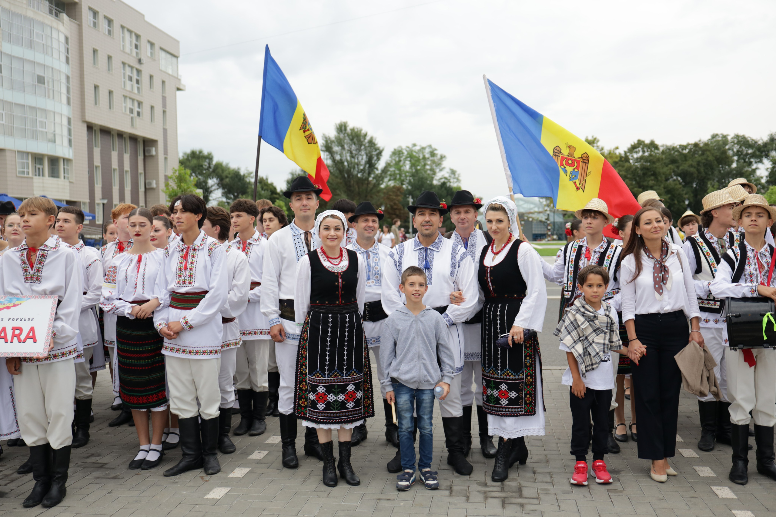 DORURELE la Festival Ungheni. Alika Dia- Fotograf în Republica Moldova, Strășeni