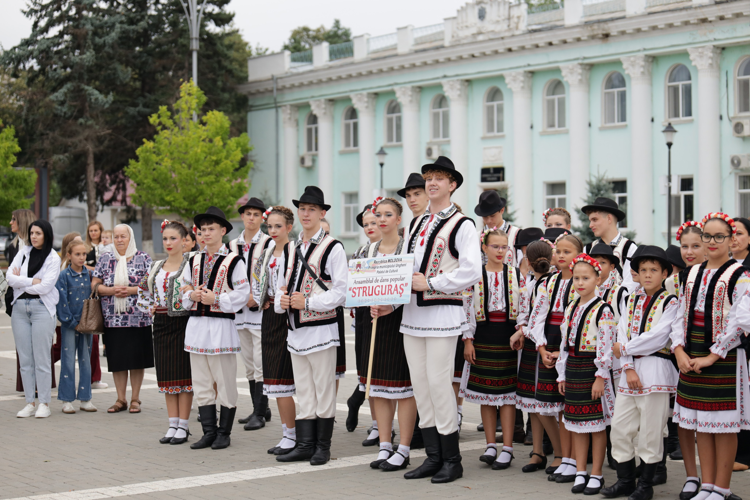 DORURELE la Festival Ungheni. Alika Dia- Fotograf în Republica Moldova, Strășeni