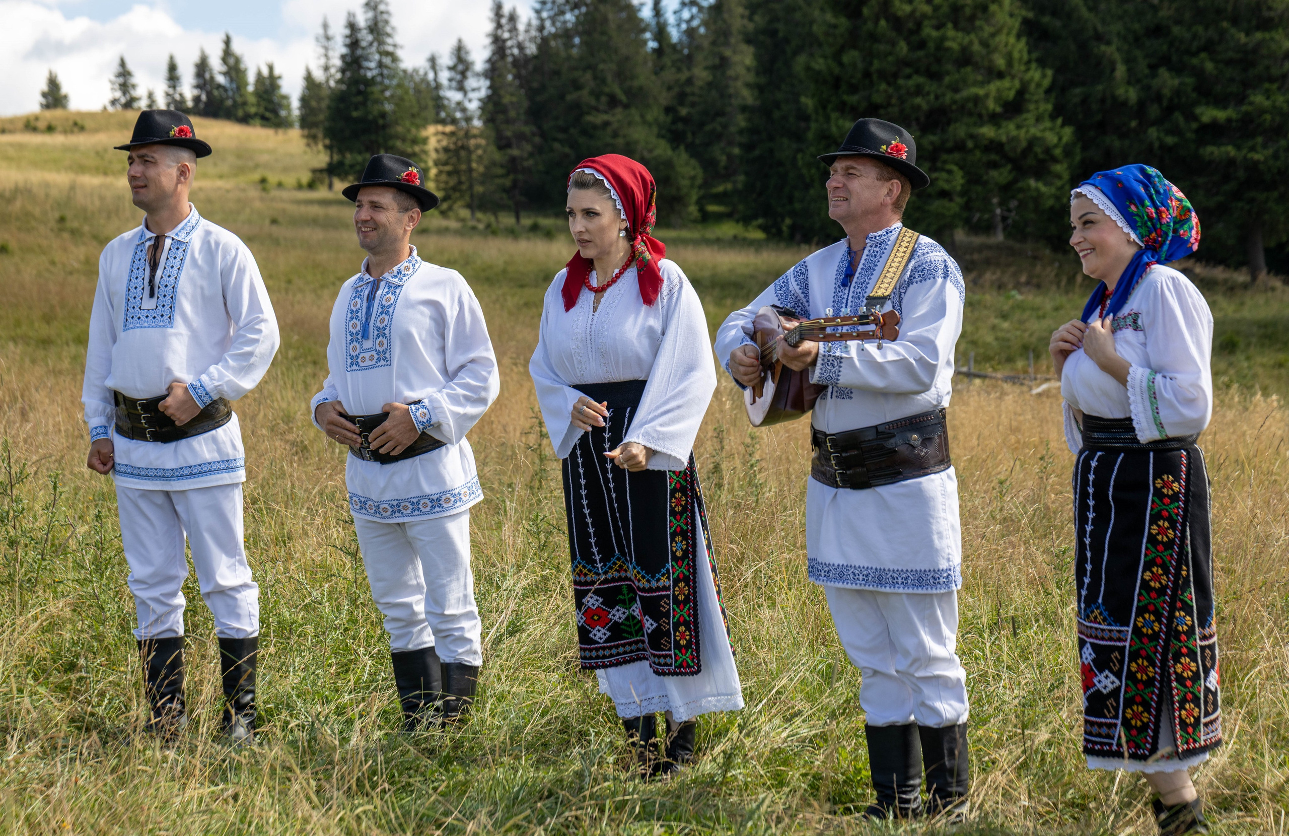 DORURELE la Filmări RO. Alika Dia- Fotograf în Republica Moldova, Strășeni