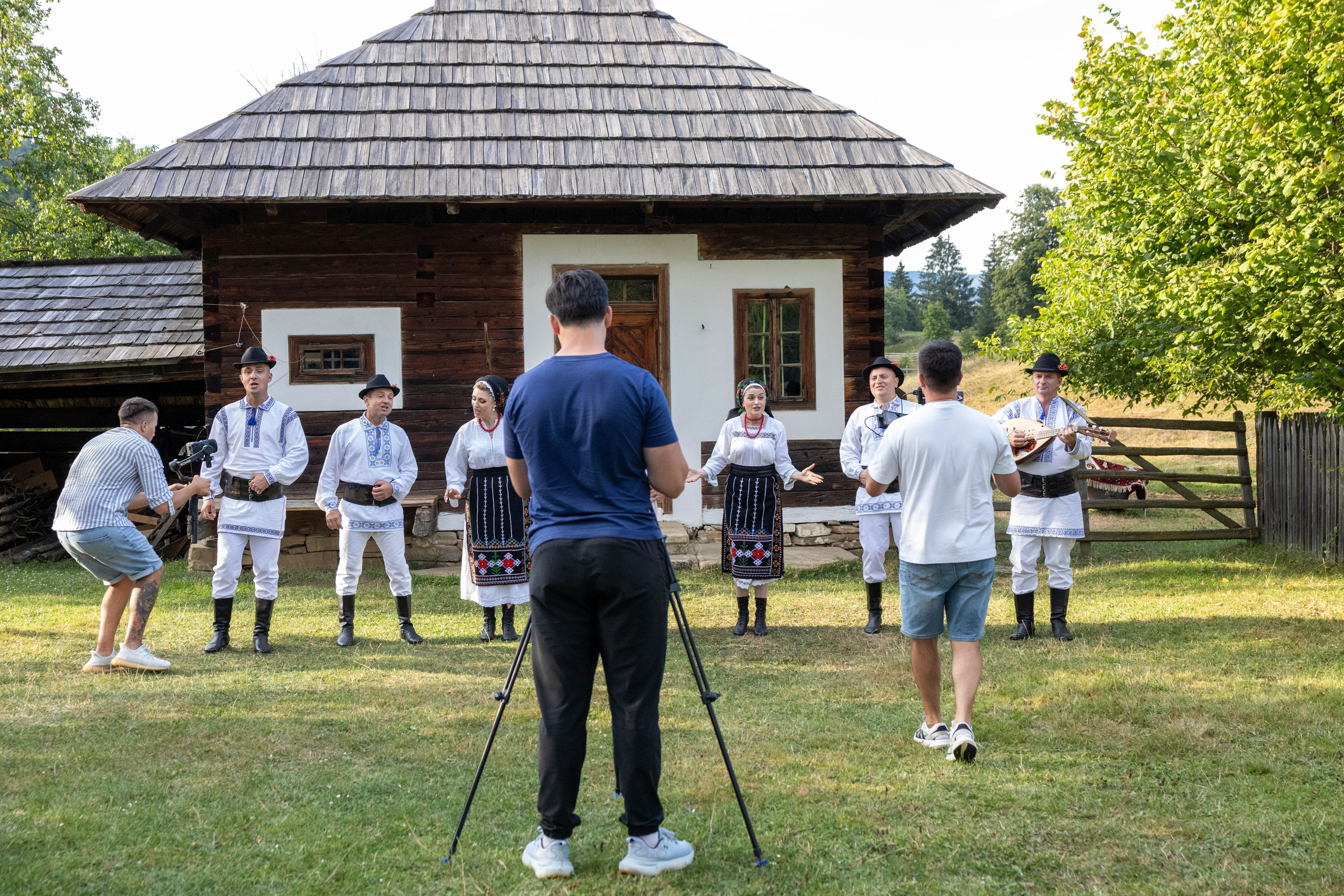 DORURELE la Filmări RO. Alika Dia- Fotograf în Republica Moldova, Strășeni