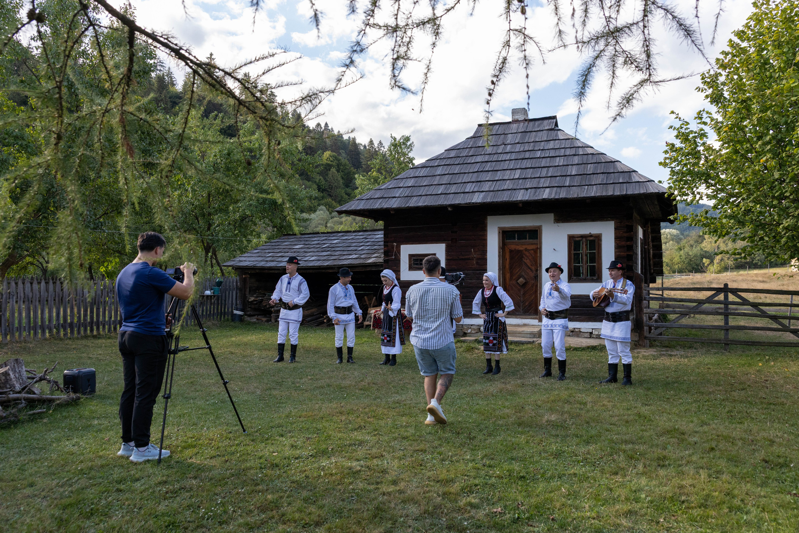 DORURELE la Filmări RO. Alika Dia- Fotograf în Republica Moldova, Strășeni
