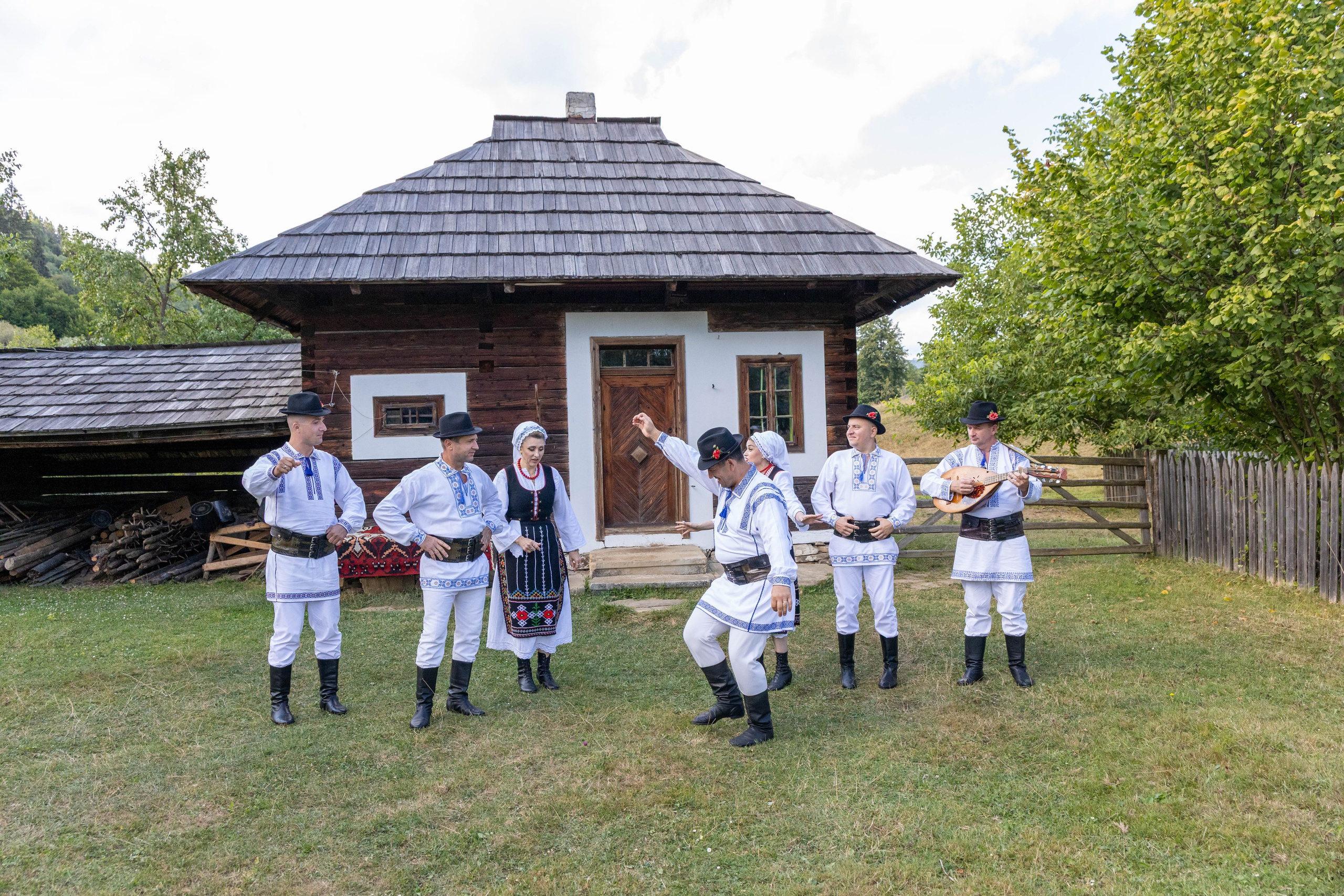 DORURELE la Filmări RO. Alika Dia- Fotograf în Republica Moldova, Strășeni