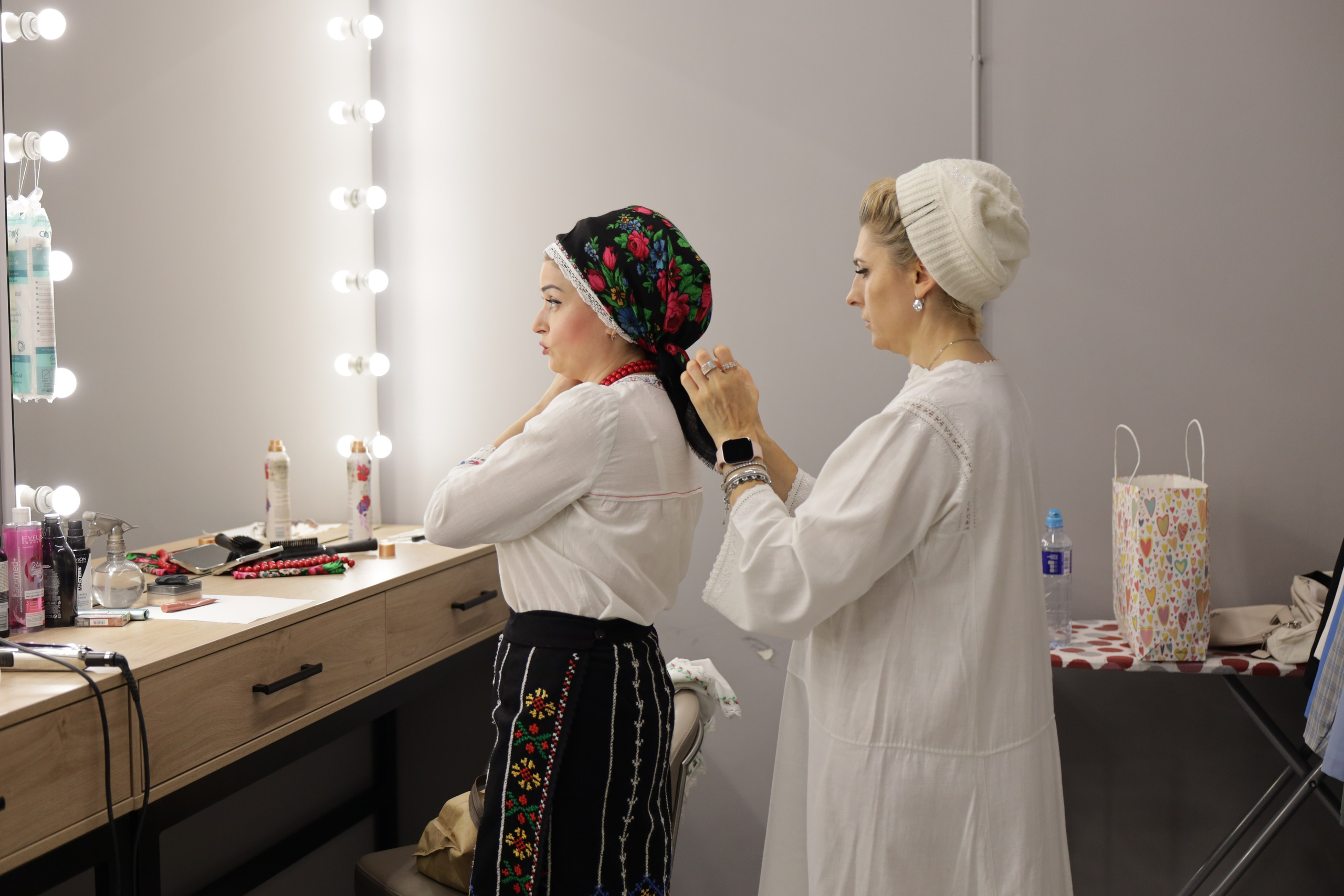 Dorurele la BINE BINE SHOW. Alika Dia- Fotograf în Republica Moldova, Strășeni
