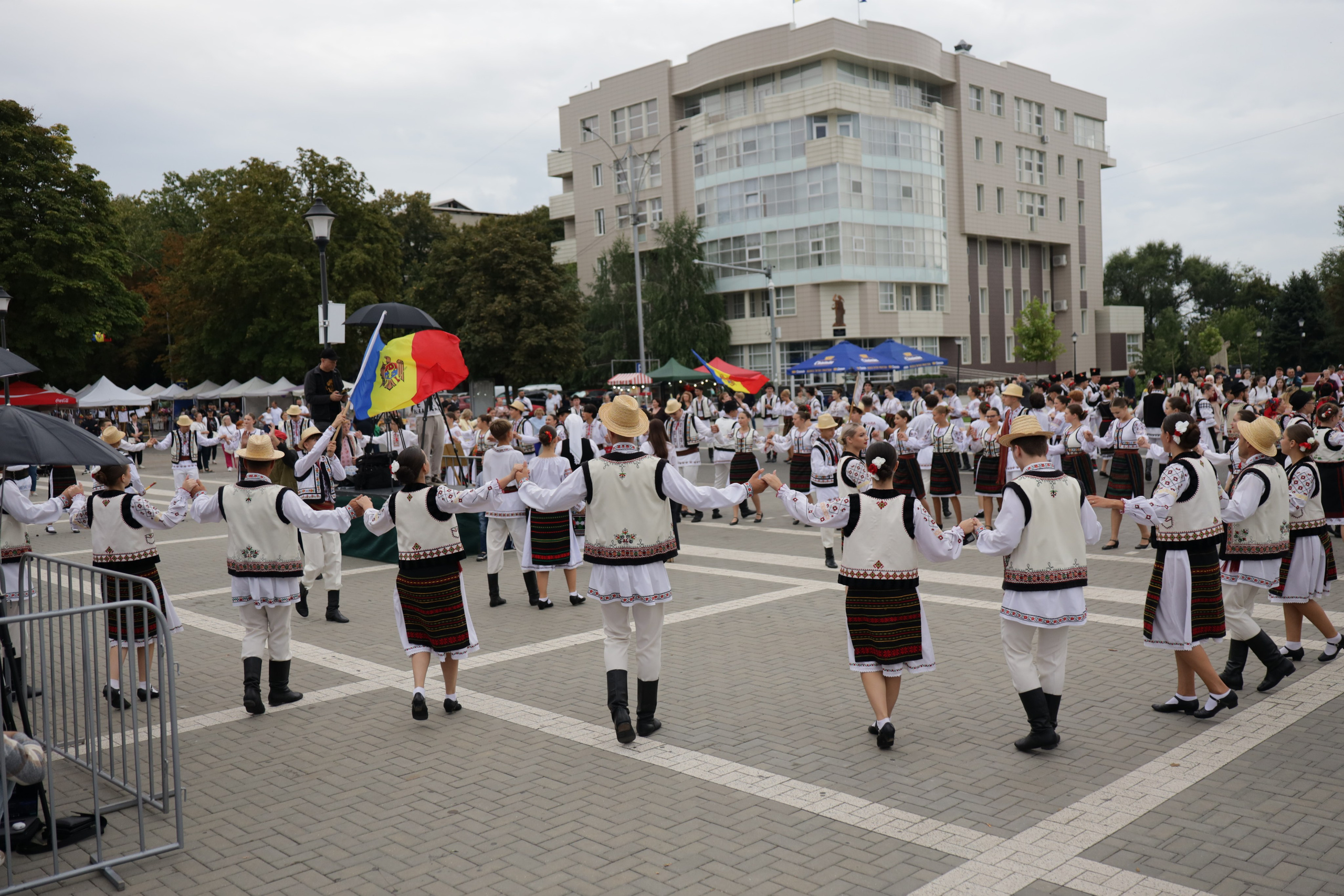 DORURELE la Festival Ungheni. Alika Dia- Fotograf în Republica Moldova, Strășeni