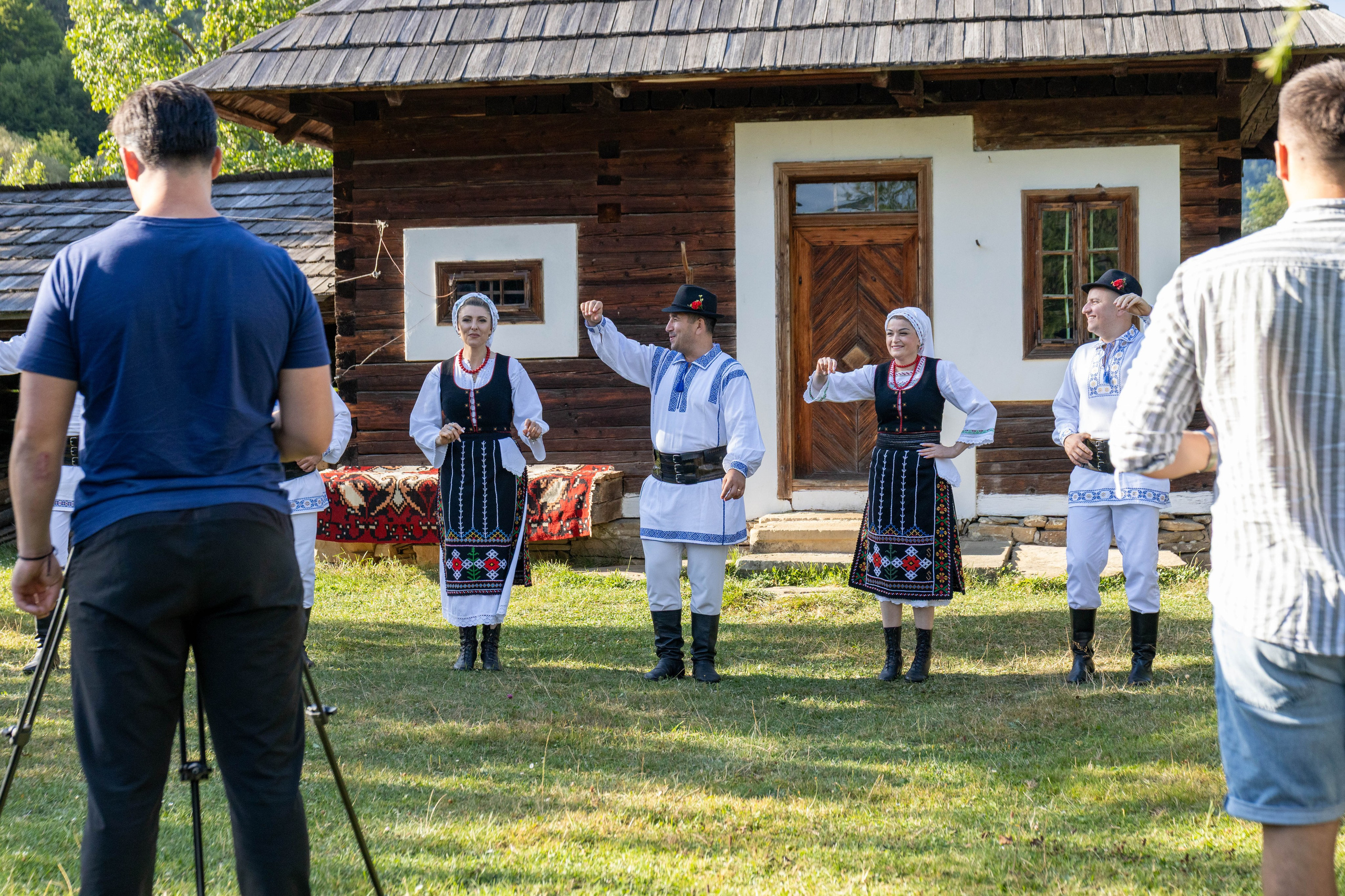 DORURELE la Filmări RO. Alika Dia- Fotograf în Republica Moldova, Strășeni