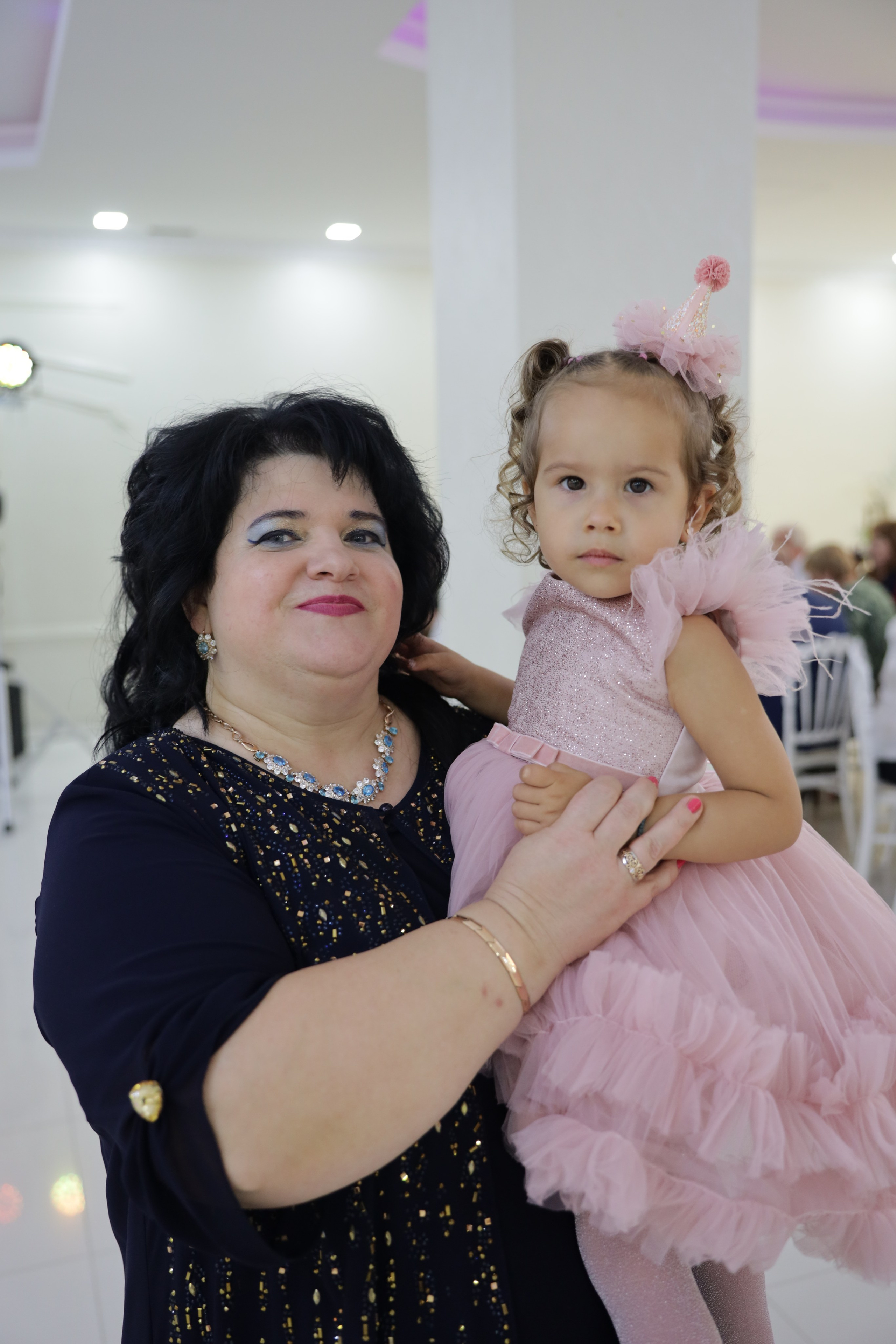 50 ani Carolina. Alika Dia- Fotograf în Republica Moldova, Strășeni