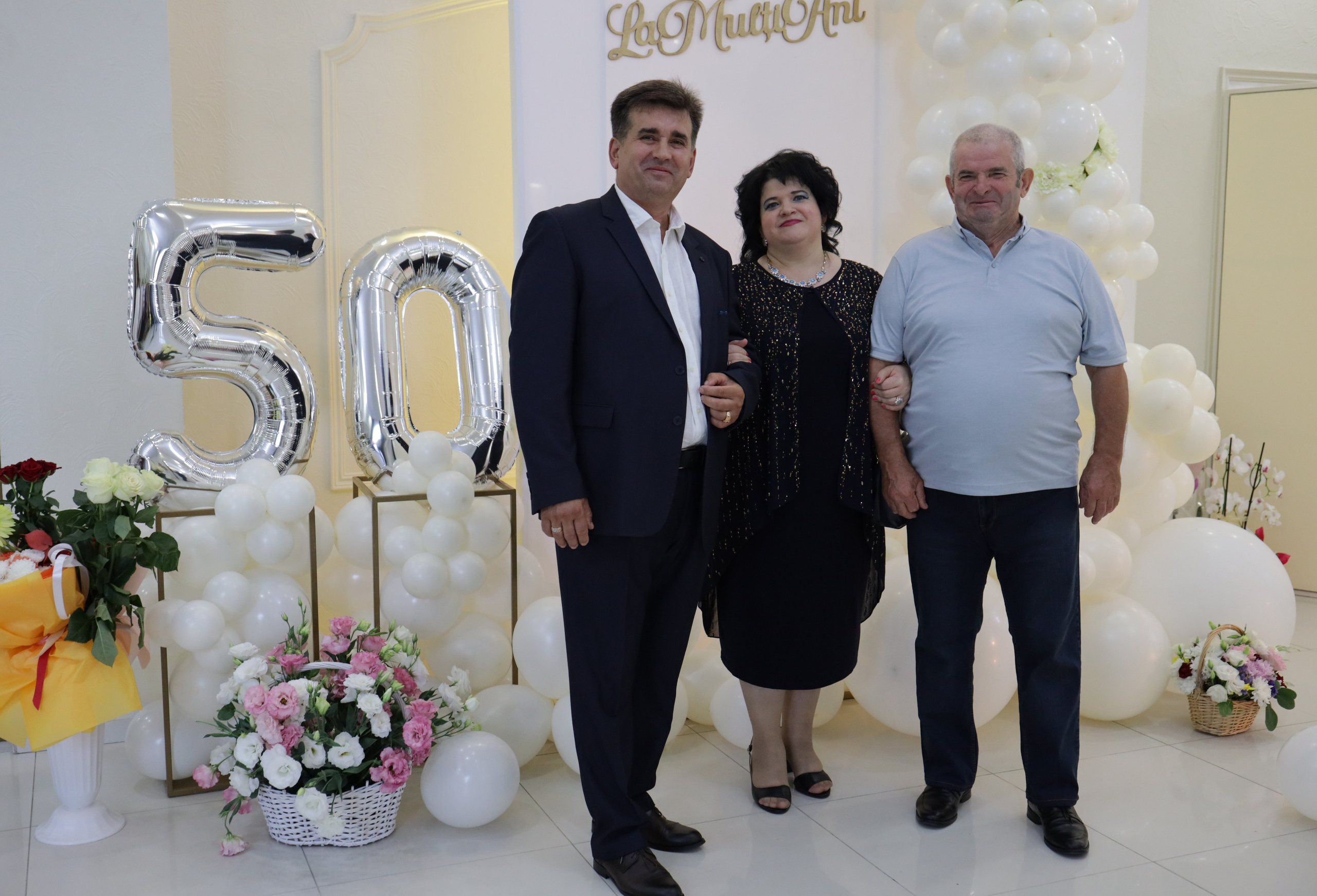 50 ani Carolina. Alika Dia- Fotograf în Republica Moldova, Strășeni
