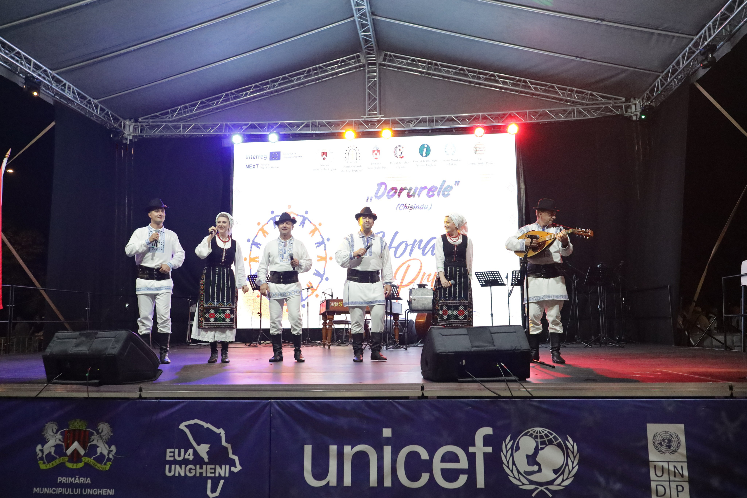 DORURELE la Festival Ungheni. Alika Dia- Fotograf în Republica Moldova, Strășeni