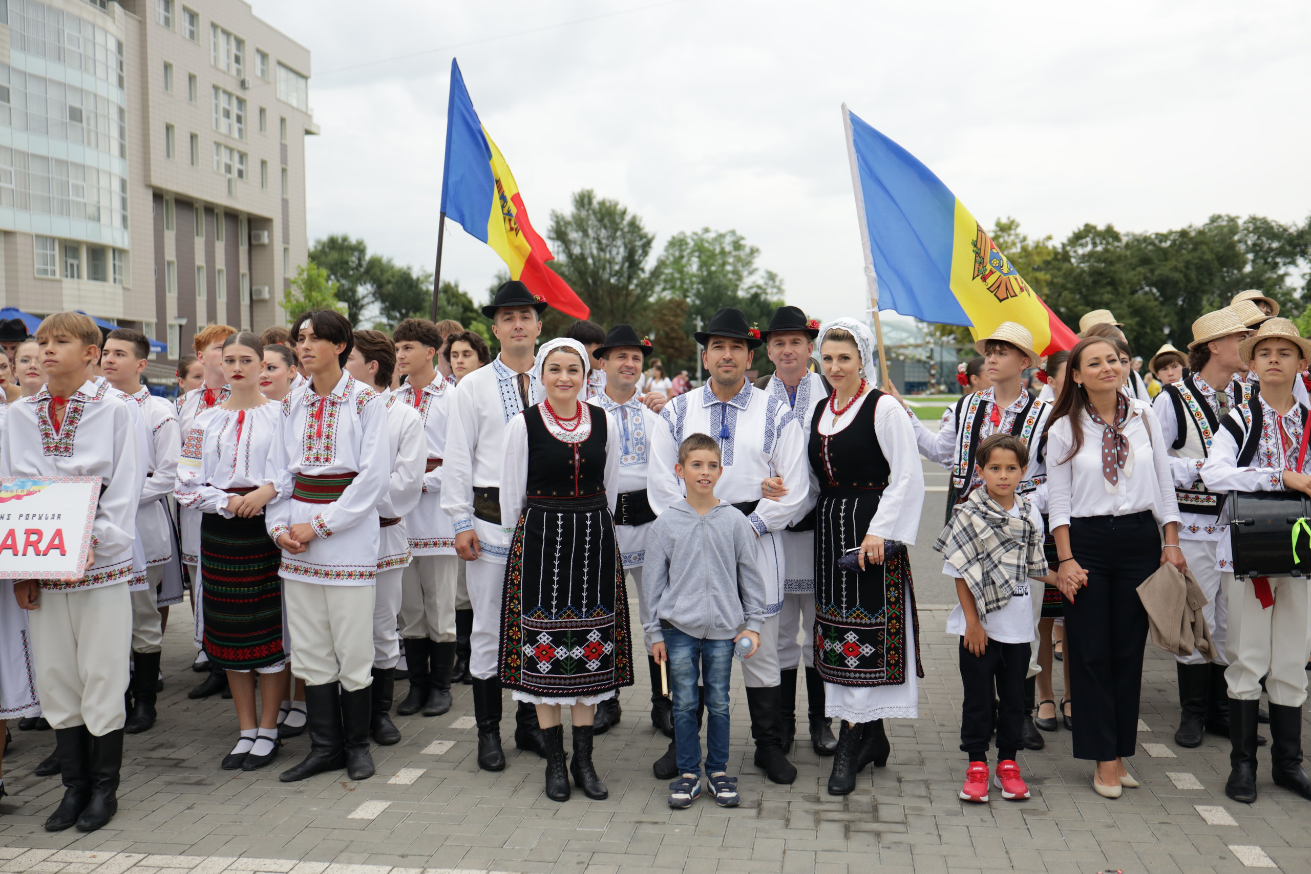 DORURELE la Festival Ungheni. Alika Dia- Fotograf în Republica Moldova, Strășeni