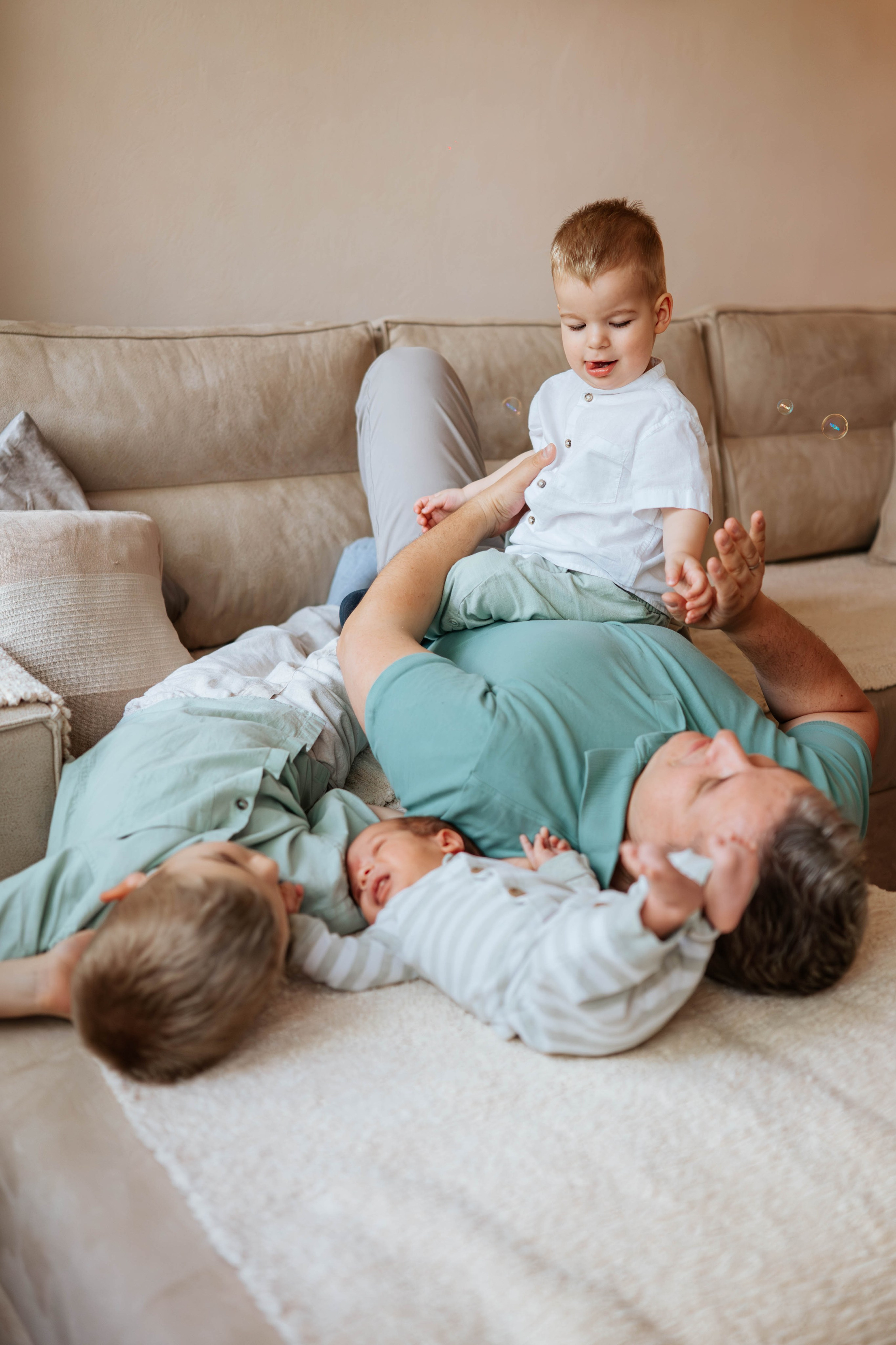 Bojan, Marija, Mihajlo, Viktor i Aleksa - porodično fotografisanje. Dečiji i porodični fotograf