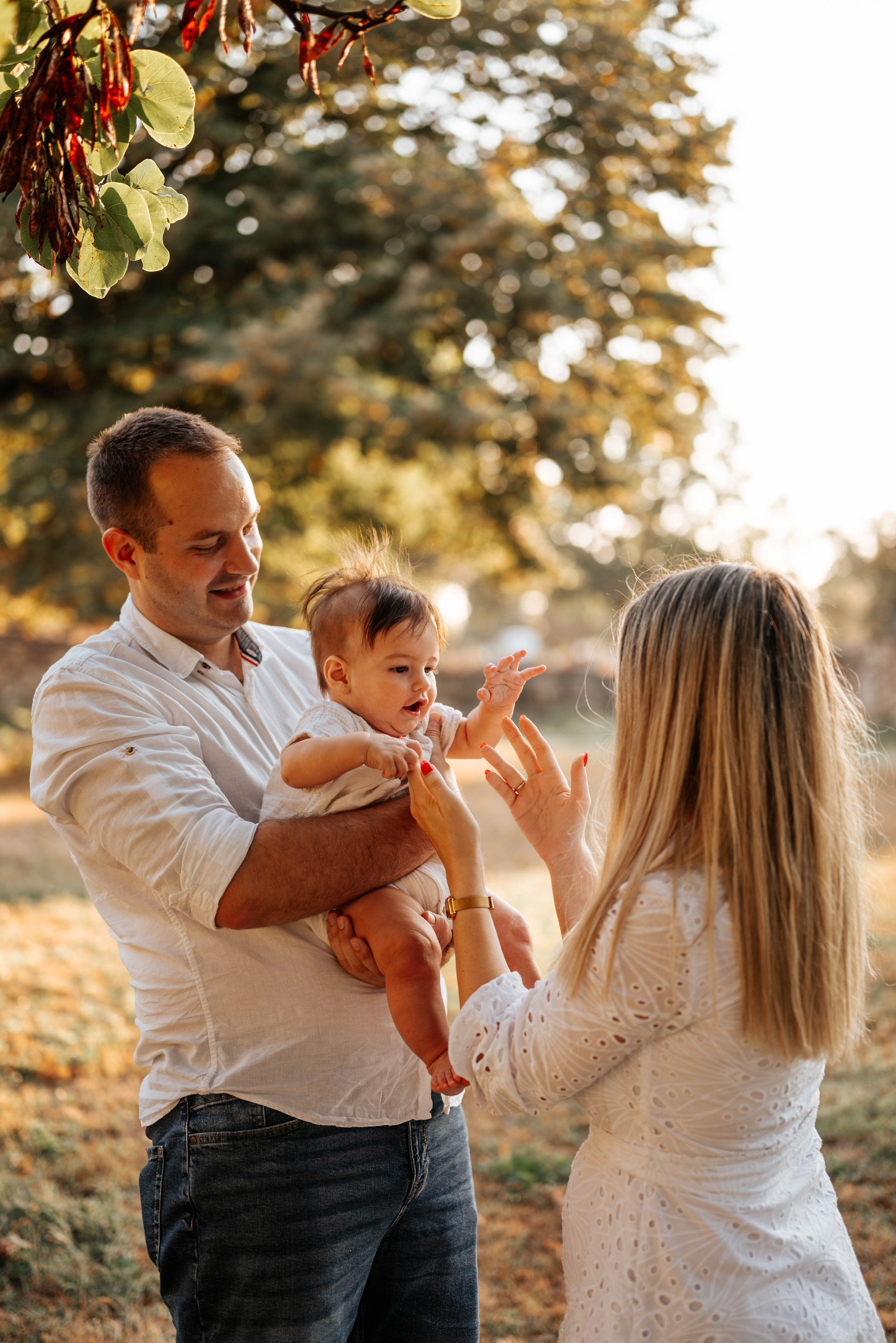 Vuk - porodično fotografisanje u prirodi. Dečiji i porodični fotograf