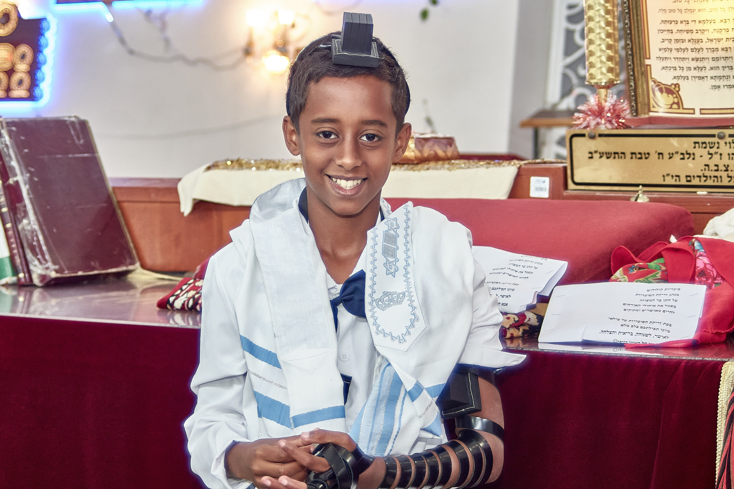 E S T E R. Middle East Photo Agency — Photography & Event Magnets — סוכנות צילום והדפסת מגנטים לאירועים