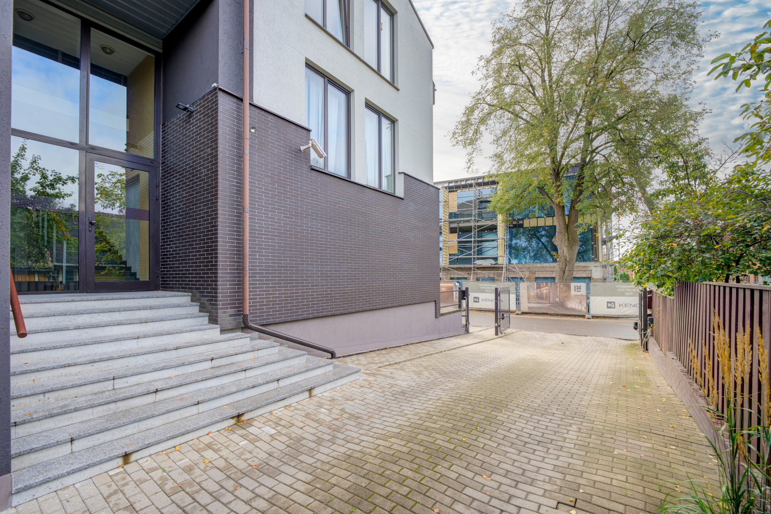 Kėstučio g. 30, komerc. patalpos. Elina Sapiega fotografė Vilniuje