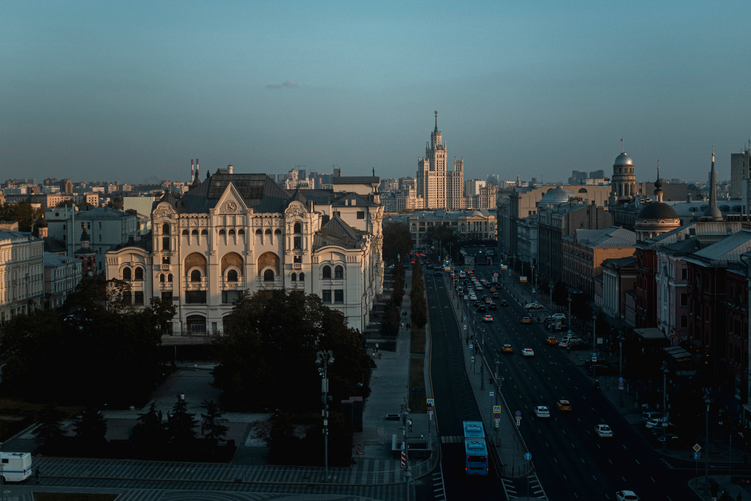 Moscou. Photographe sur Cote d’Azur. Portraits de familles, couples, enfants, événements