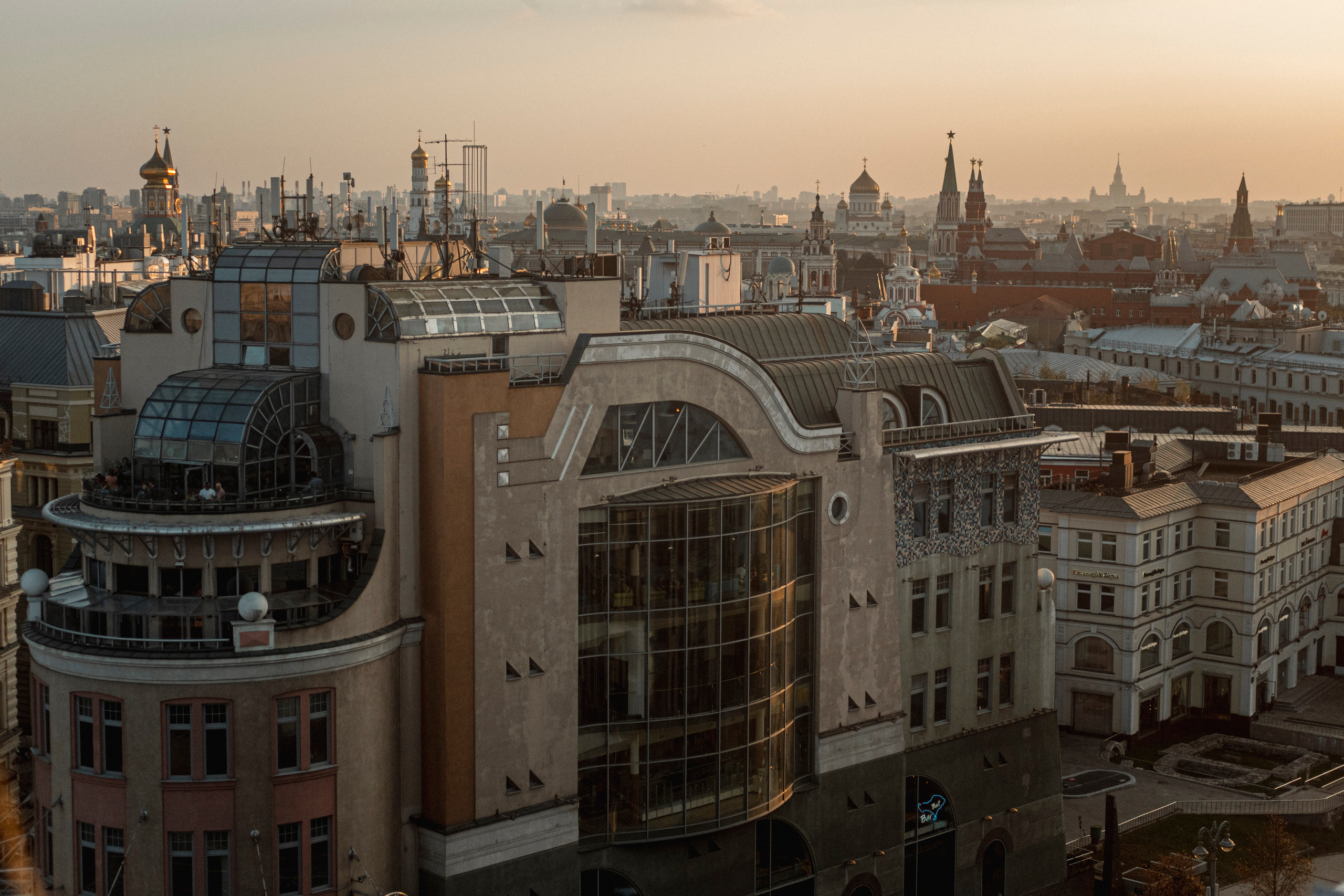 Moscou. Photographe sur Cote d’Azur. Portraits de familles, couples, enfants, événements