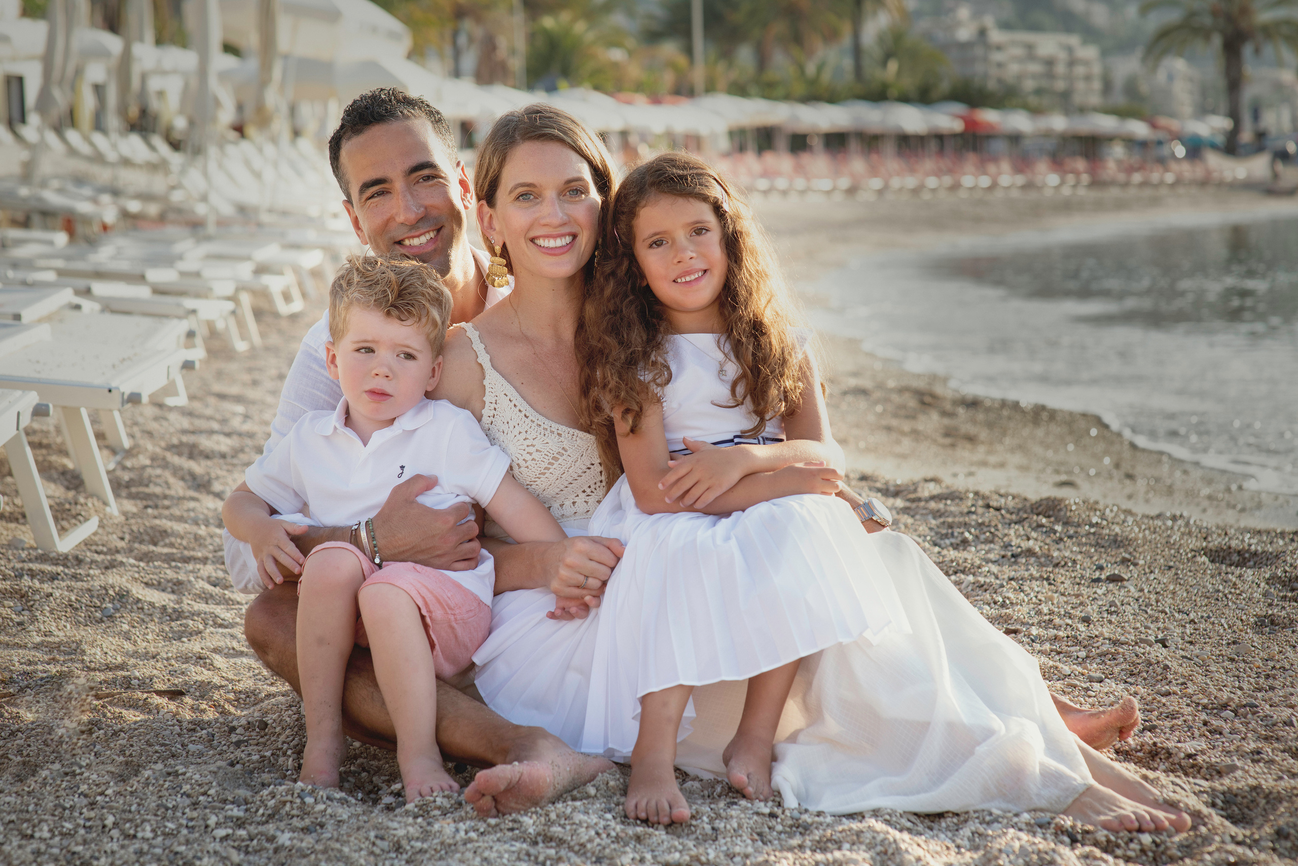 Famille. Photographe sur Cote d’Azur. Portraits de familles, couples, enfants, événements