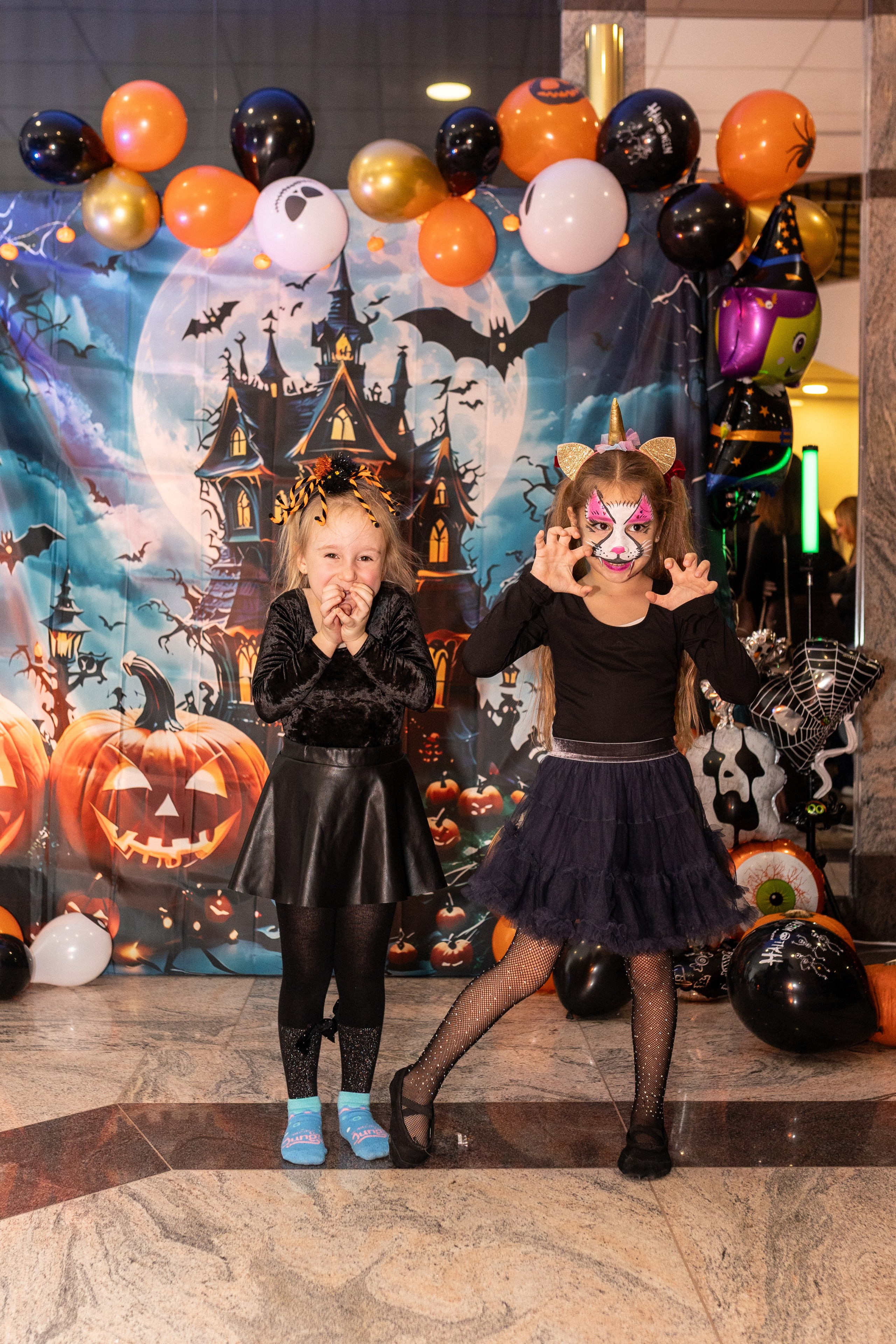 Leo dance studio Helloween 2025. Семейный и детский фотограф в Варшаве Мила Бобровская