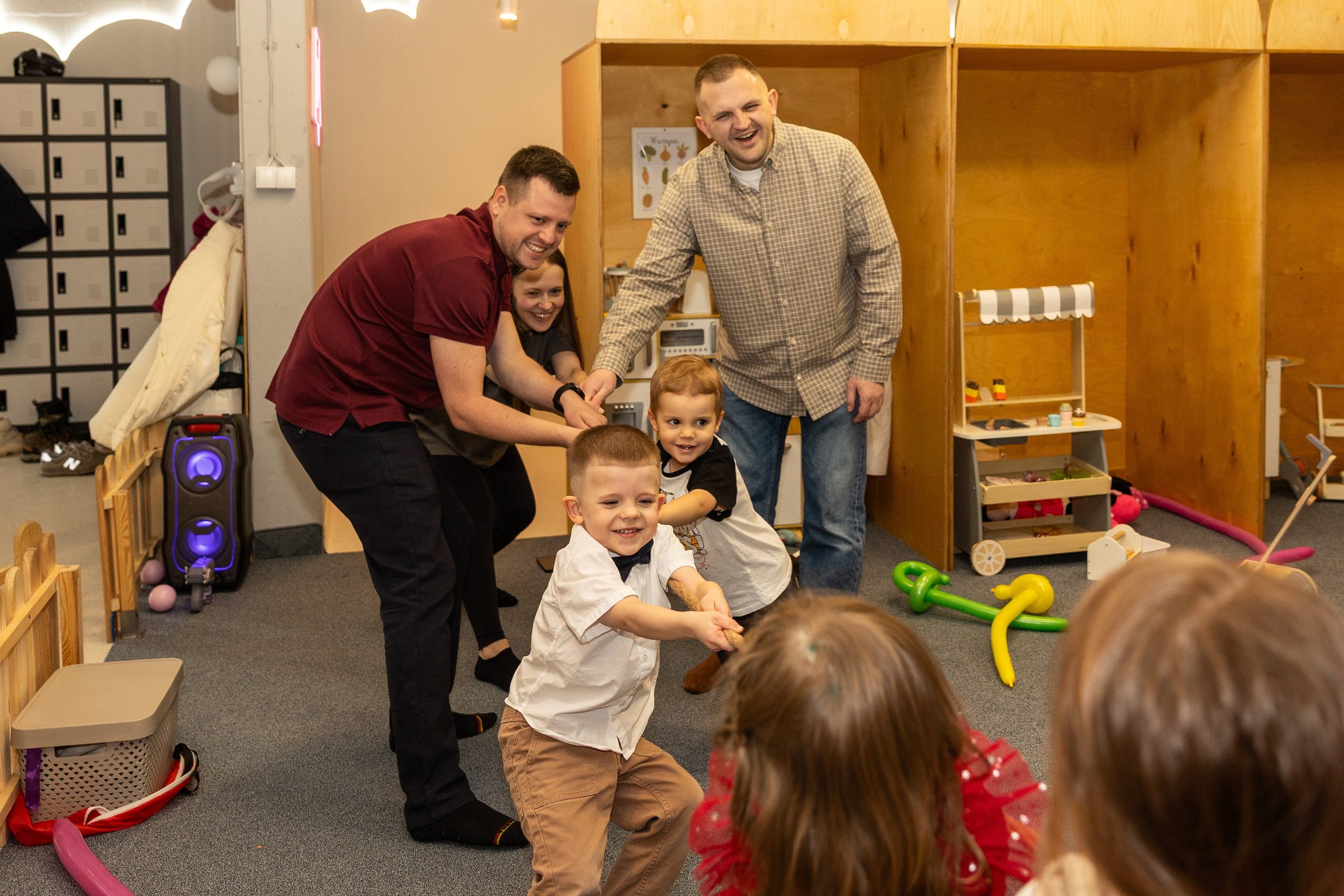 День рождения Артёма 24 января 2026 года. Семейный и детский фотограф в Варшаве Мила Бобровская