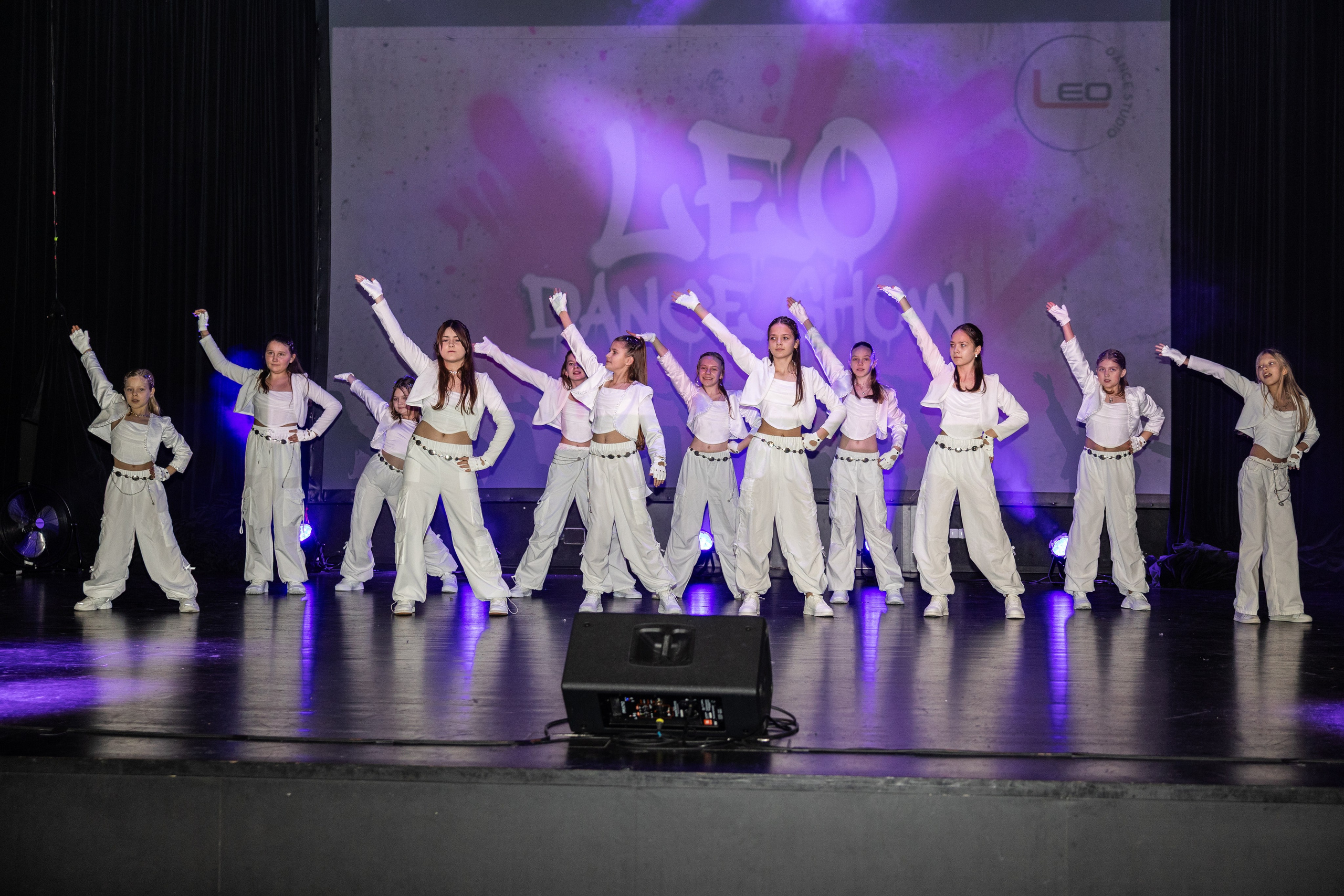 LEO DANCE SHOW WINTER 2025. Семейный и детский фотограф в Варшаве Мила Бобровская