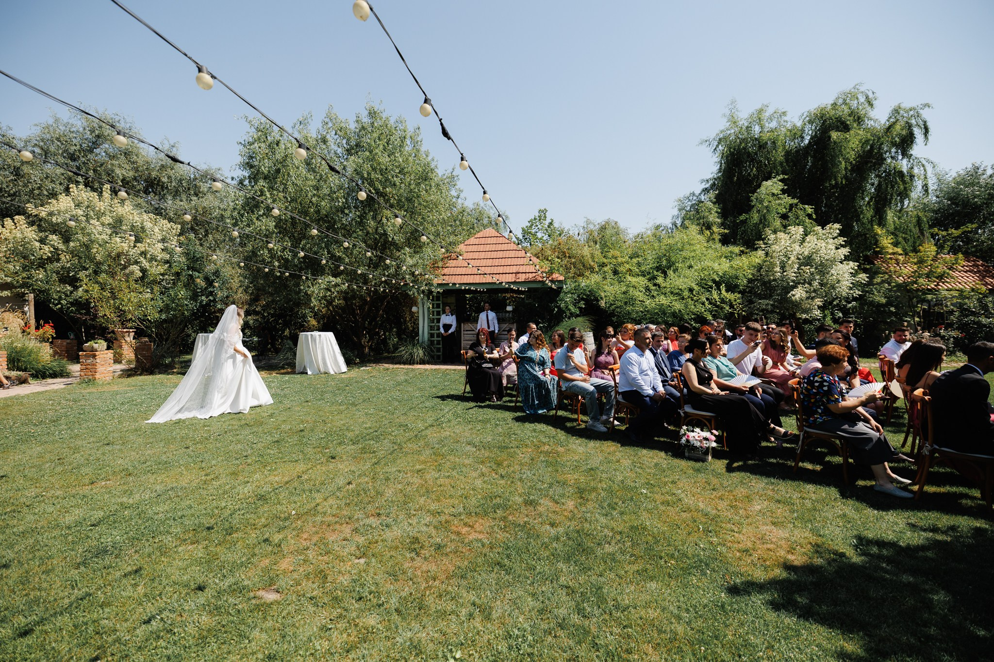 Mihaela si Nicolae - Nunta in locatie in aer liber la Nouvelle Events. Fotograf nunta Bucuresti - Manu Ivanciu | Fotograf botez