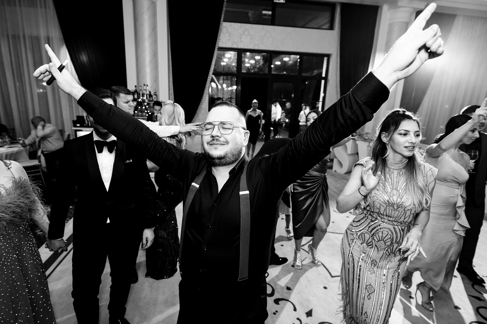 Corina & Adrian. Mugurel Olteanu Fotograf