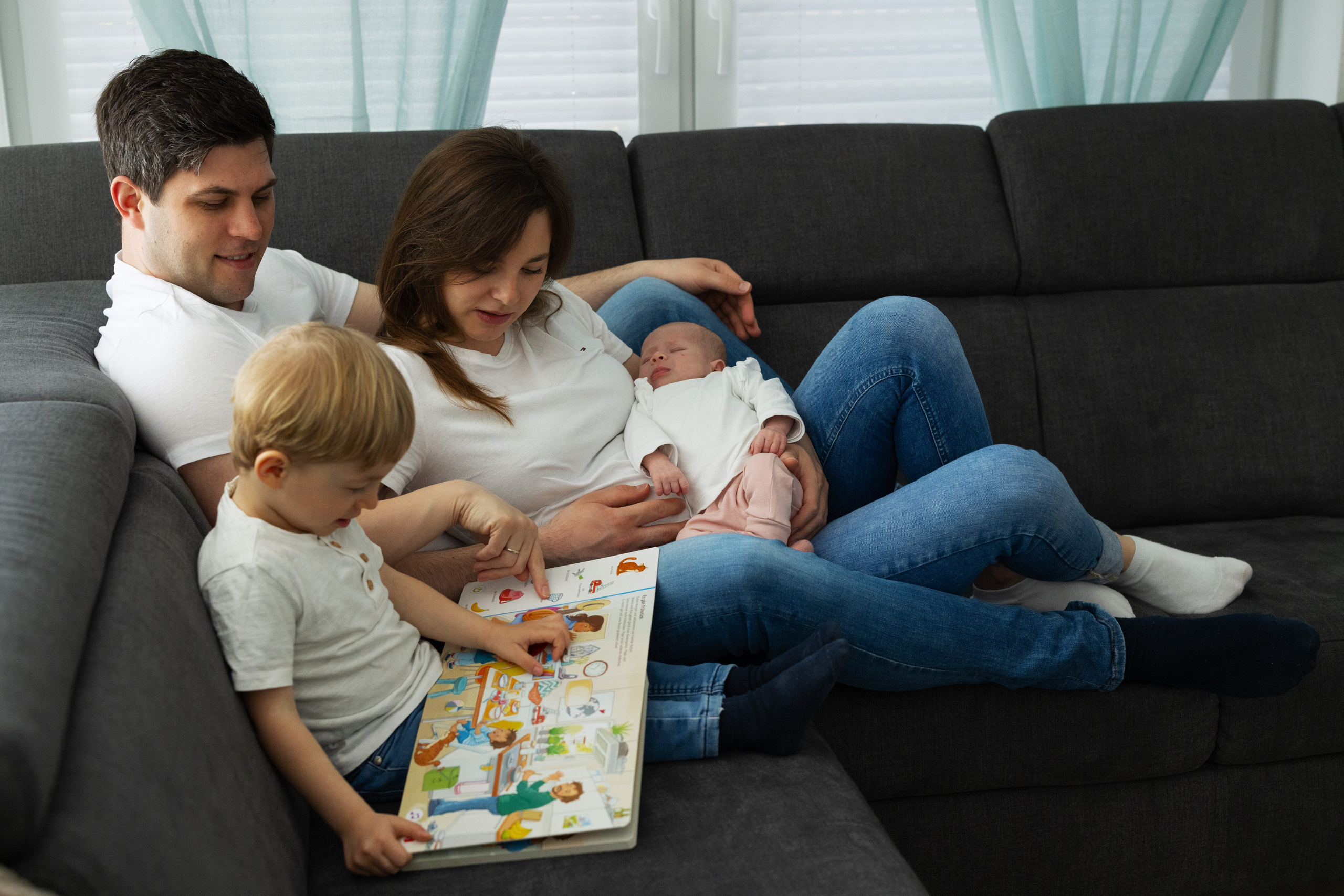 NEWBORN / LIFESTYLE INDOOR. Fotografin und Videografin im Raum Osnabrück und Emsland Alla