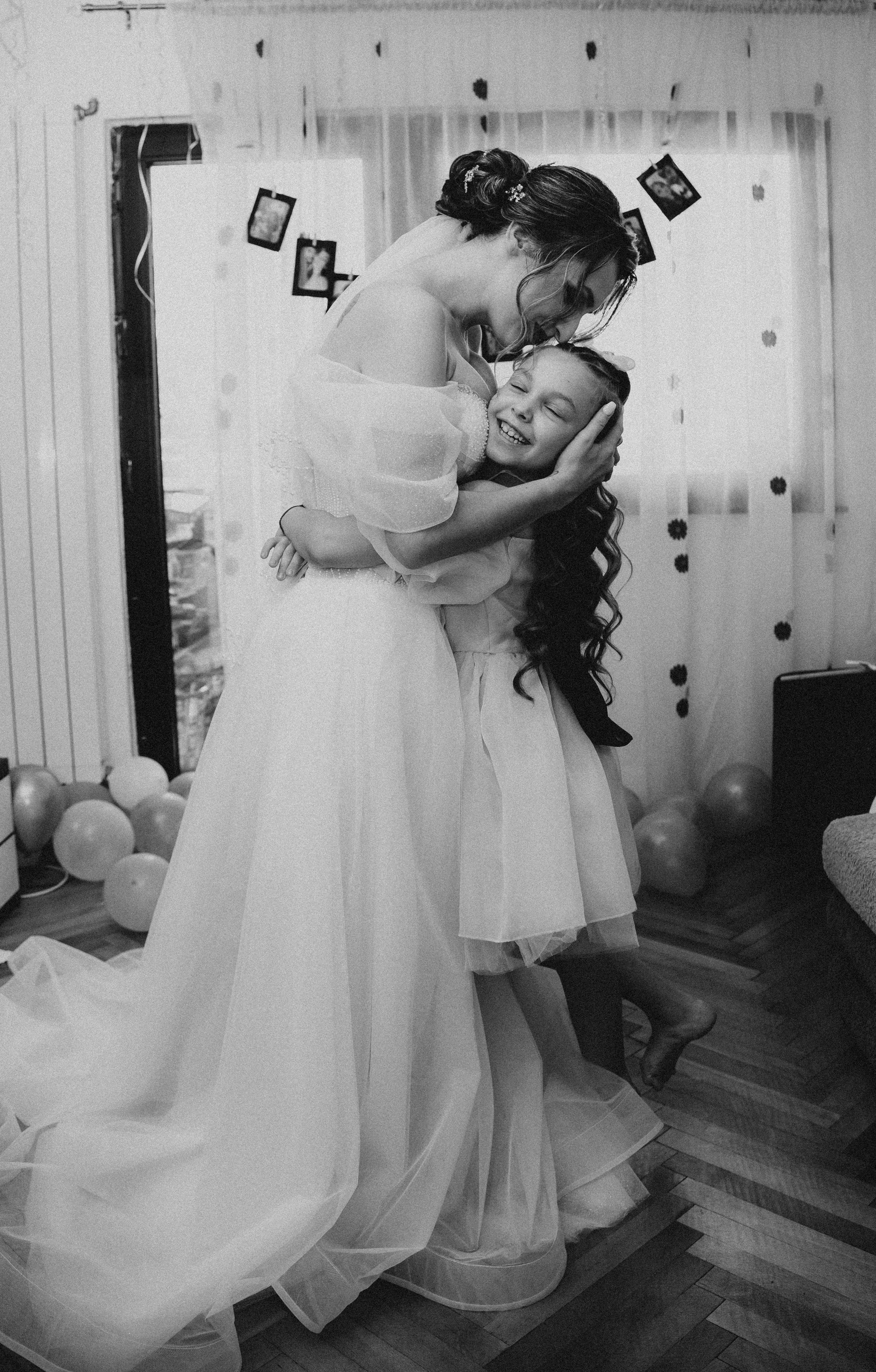 Fotograf de nunta — Ionut Belea dar si evenimente corporate din Romania