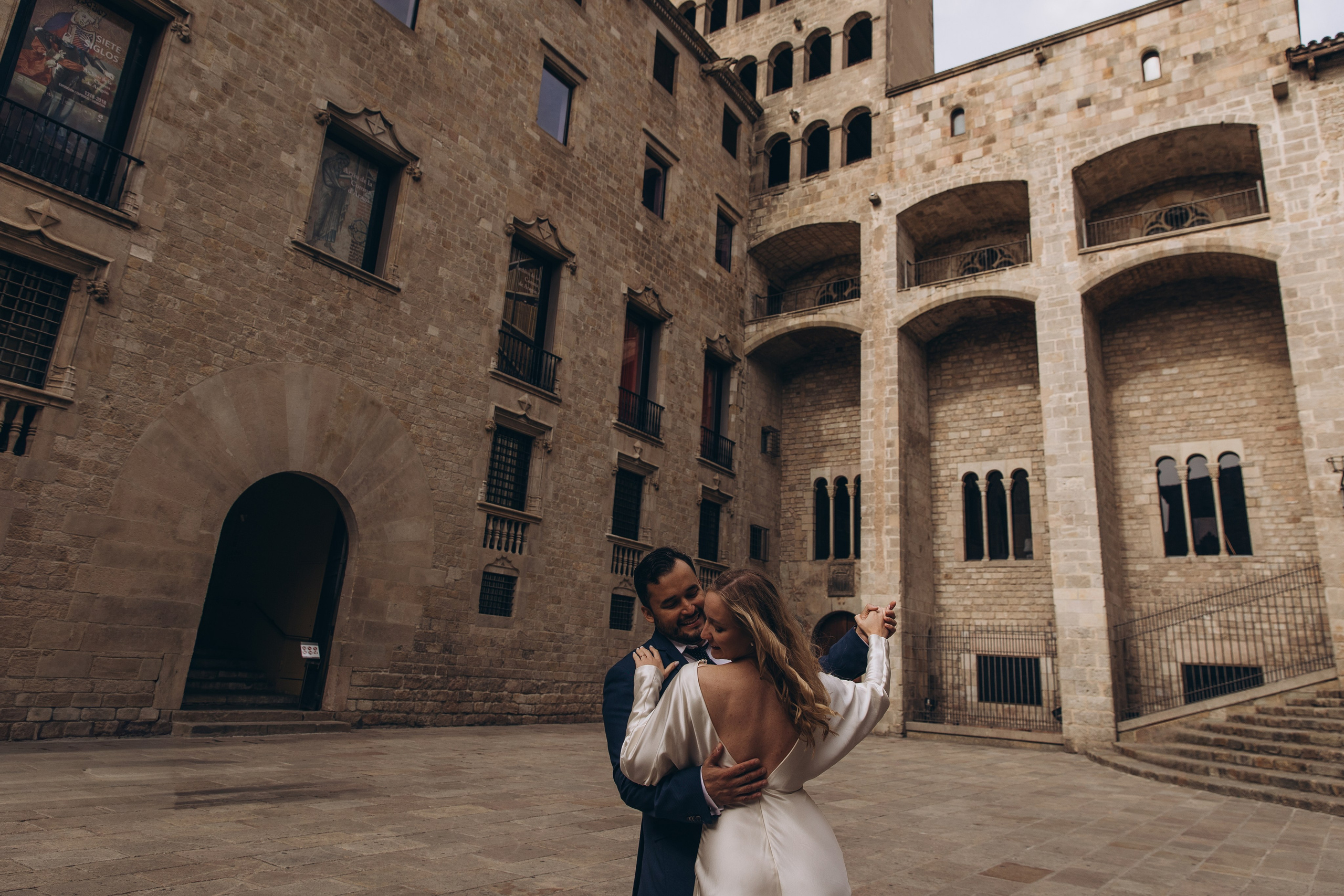 Wedding in Barcelona | Elegant Destination Wedding Photography & Videography. Wedding Stories — Professional Wedding Photography & Videography in Germany, Italy, Spain & all across Europe