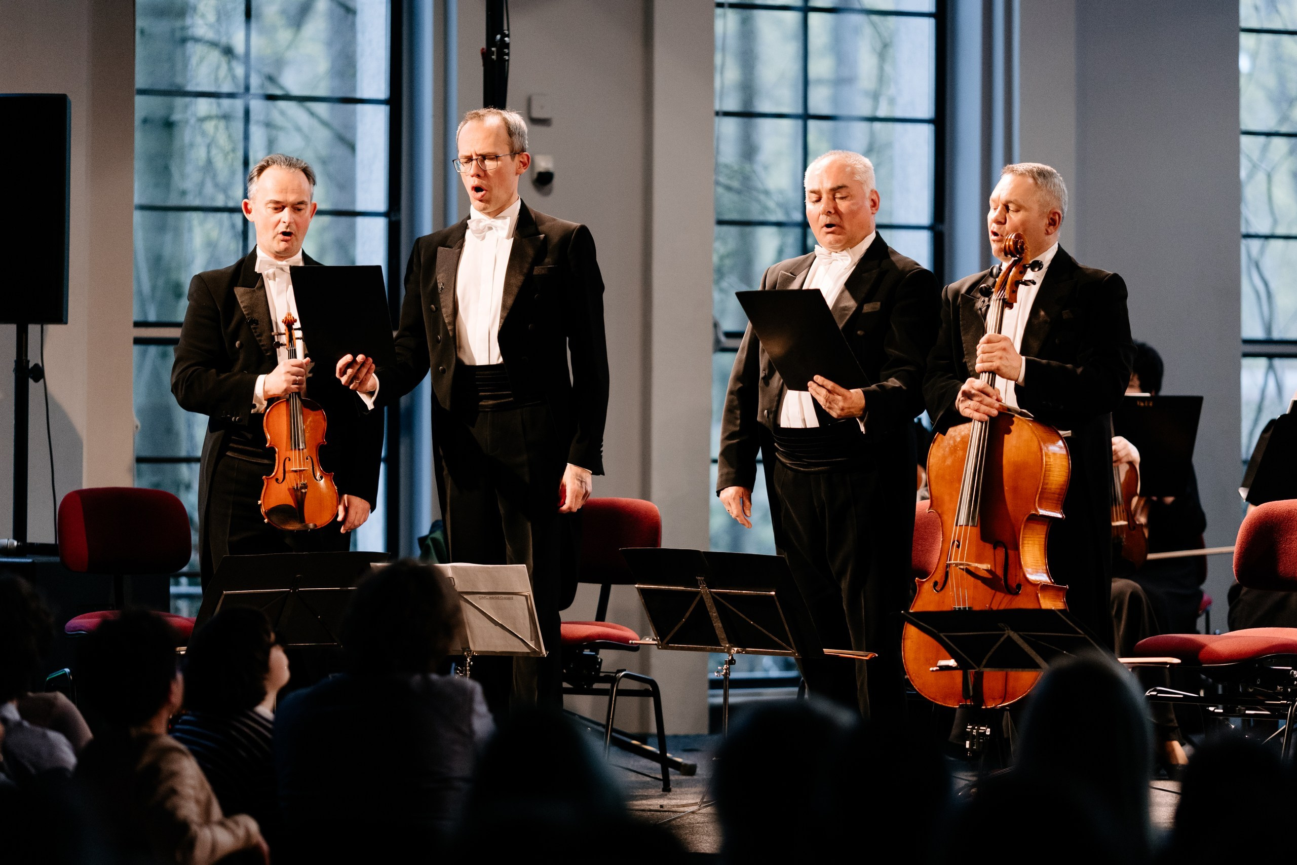 Mocarta Trio. Fotograf Ślubny Warszawa - Sesje Biznesowe Rodzinne Eventy