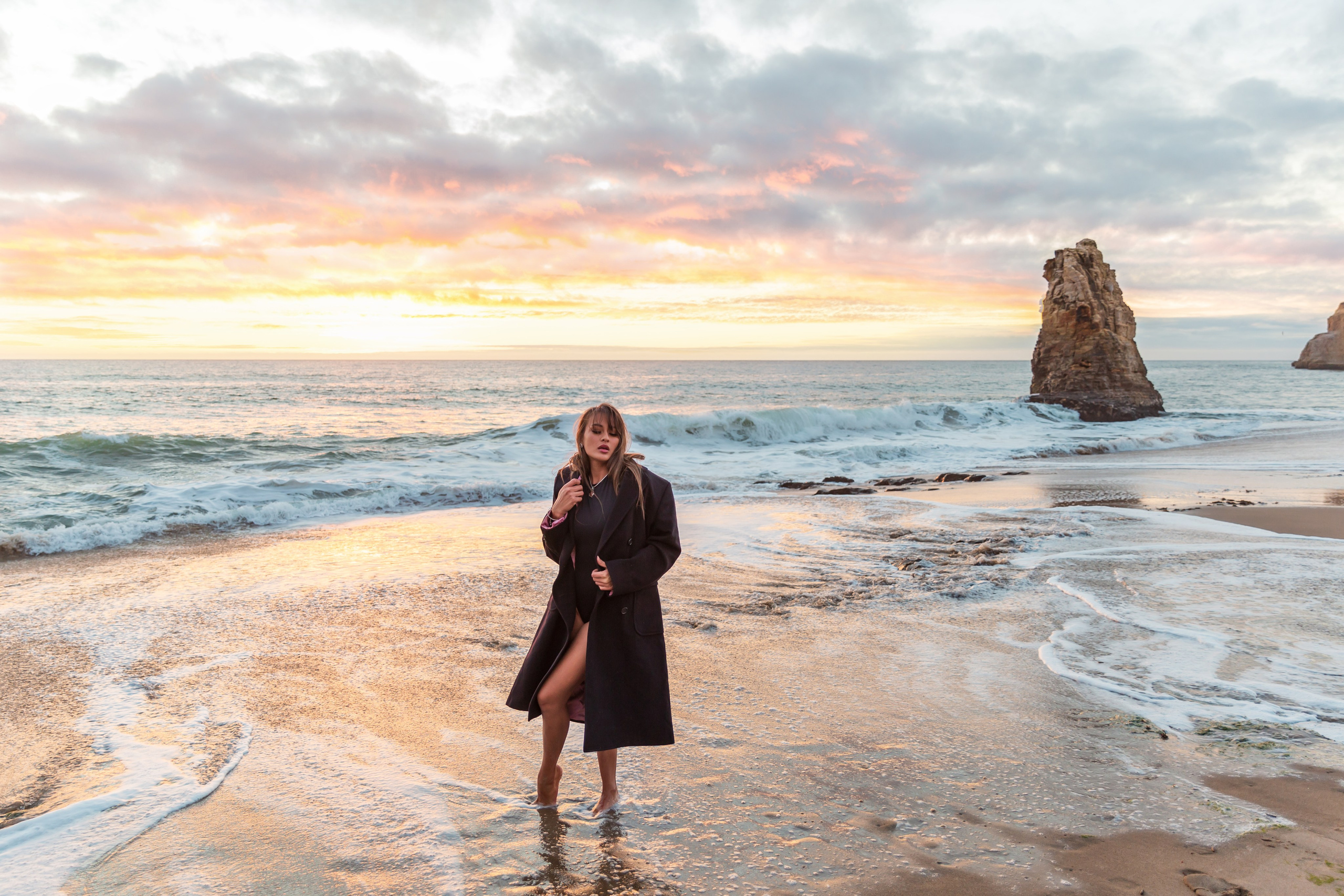 Beach Photoshoot. Los Angeles portrait photographer Valeria Kasatkina