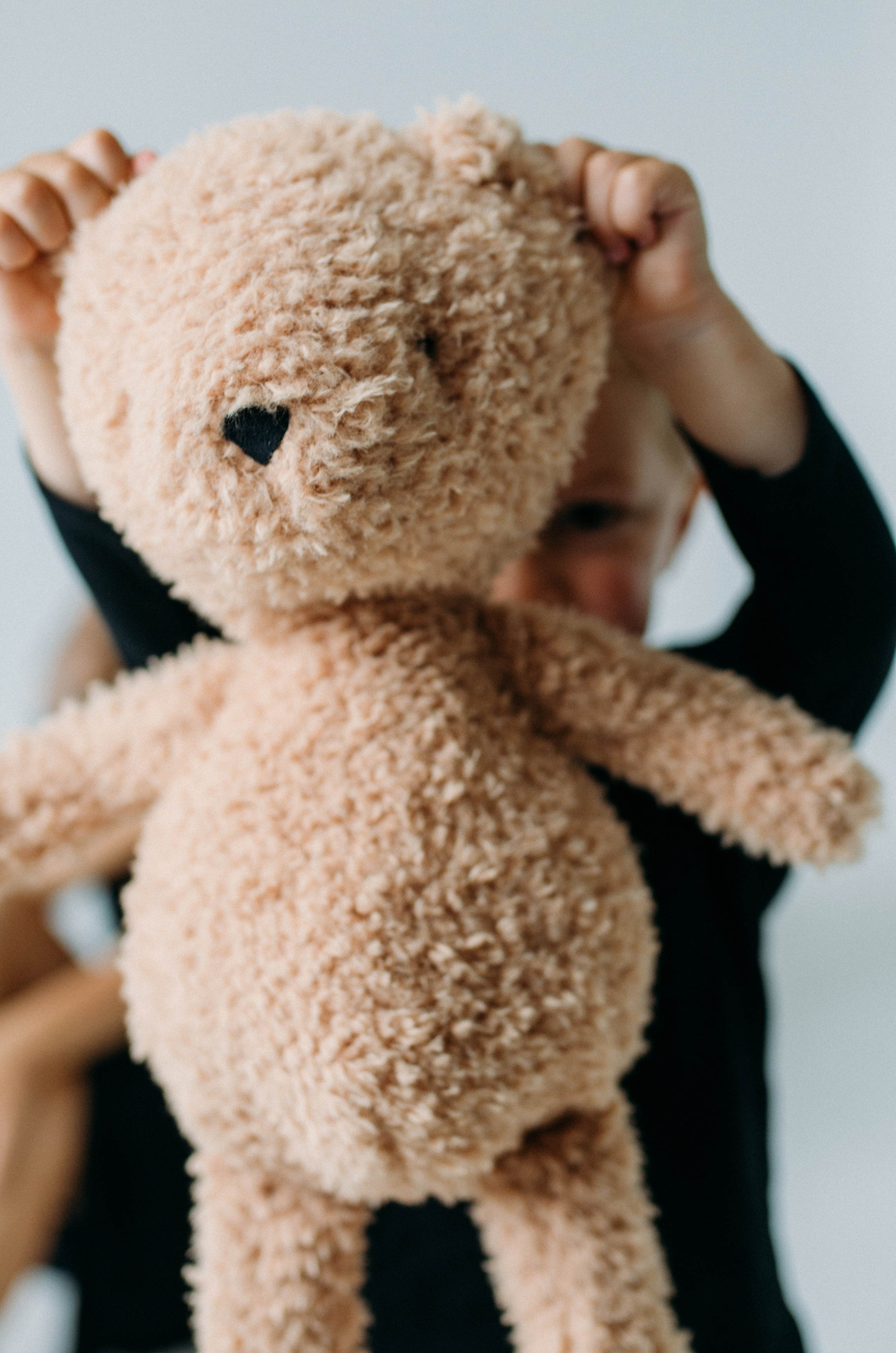 Christine & Anton & Arnold. Krása tehotenstva v objektíve — Maria Milosovic, tehotenská fotografka