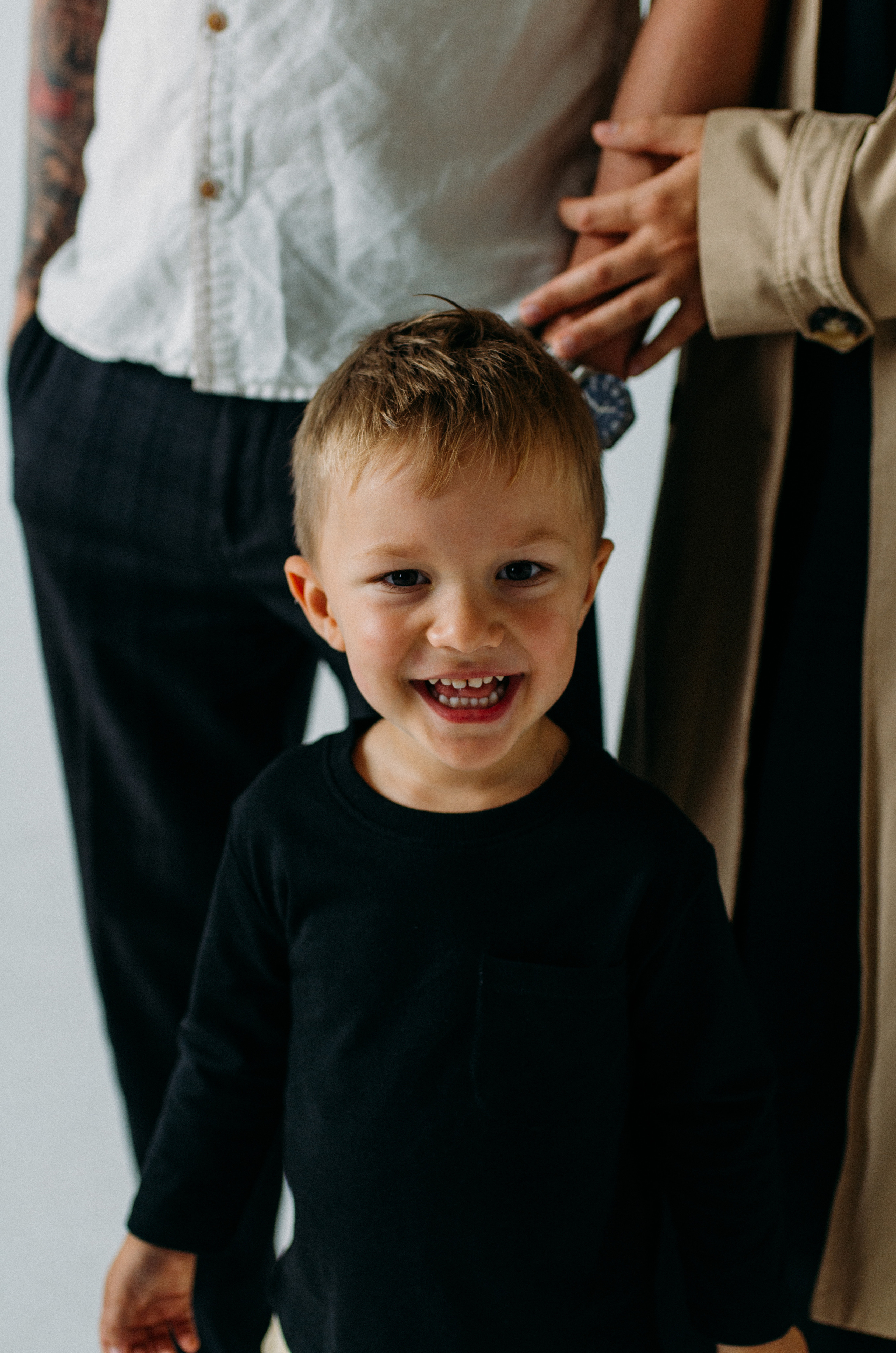 Christine & Anton & Arnold. Krása tehotenstva v objektíve — Maria Milosovic, tehotenská fotografka