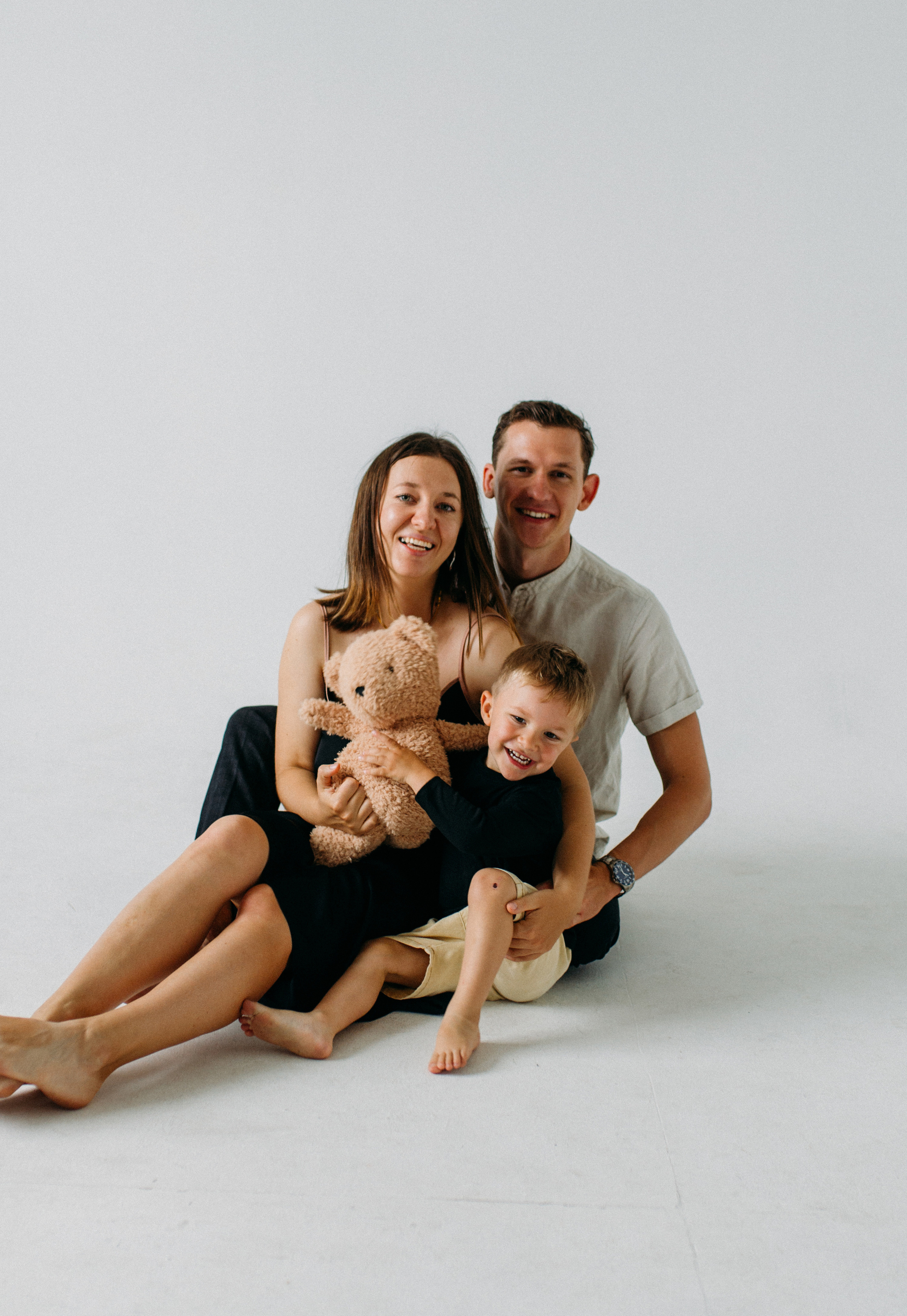 Christine & Anton & Arnold. Krása tehotenstva v objektíve — Maria Milosovic, tehotenská fotografka