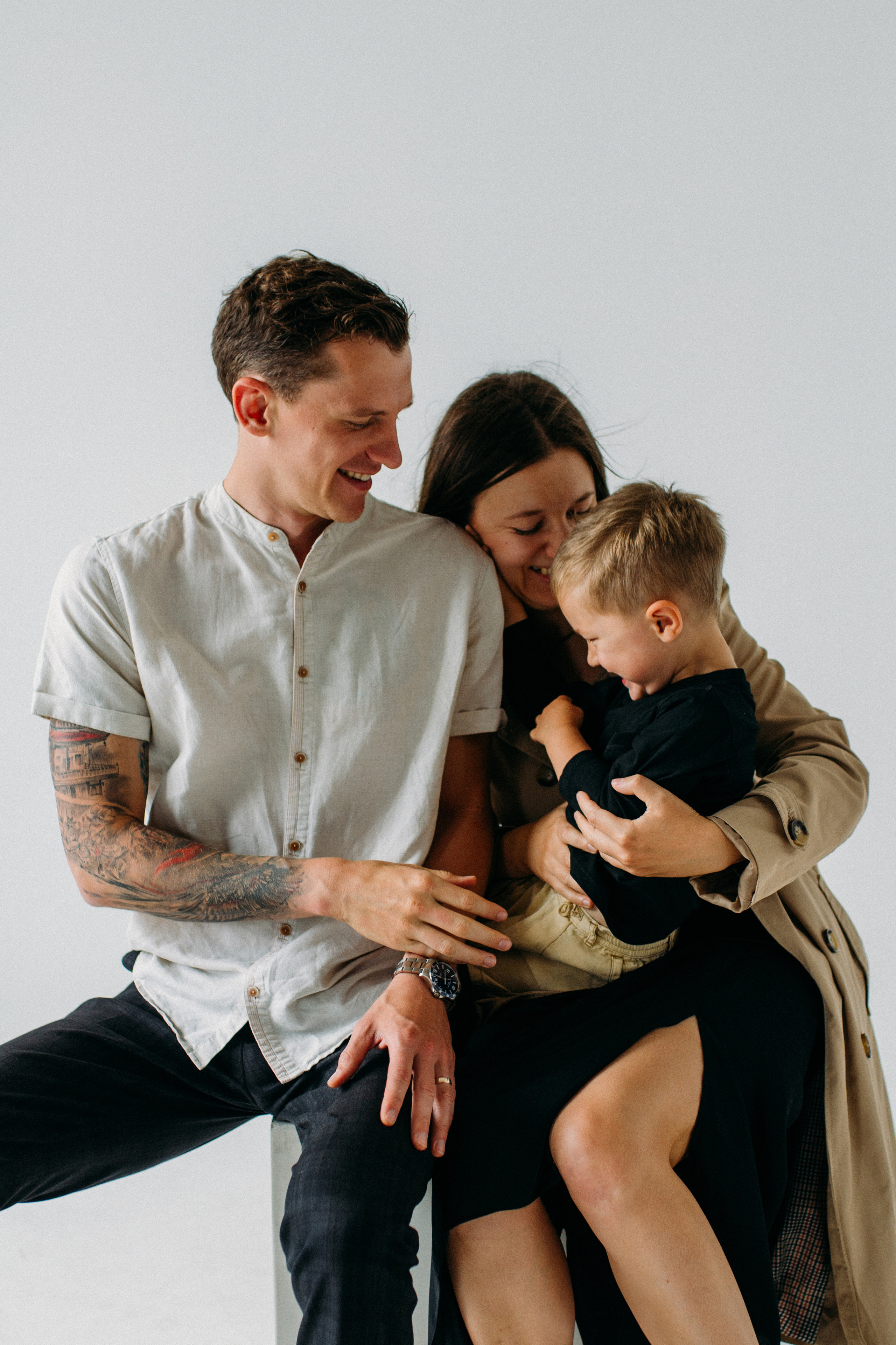 Christine & Anton & Arnold. Krása tehotenstva v objektíve — Maria Milosovic, tehotenská fotografka