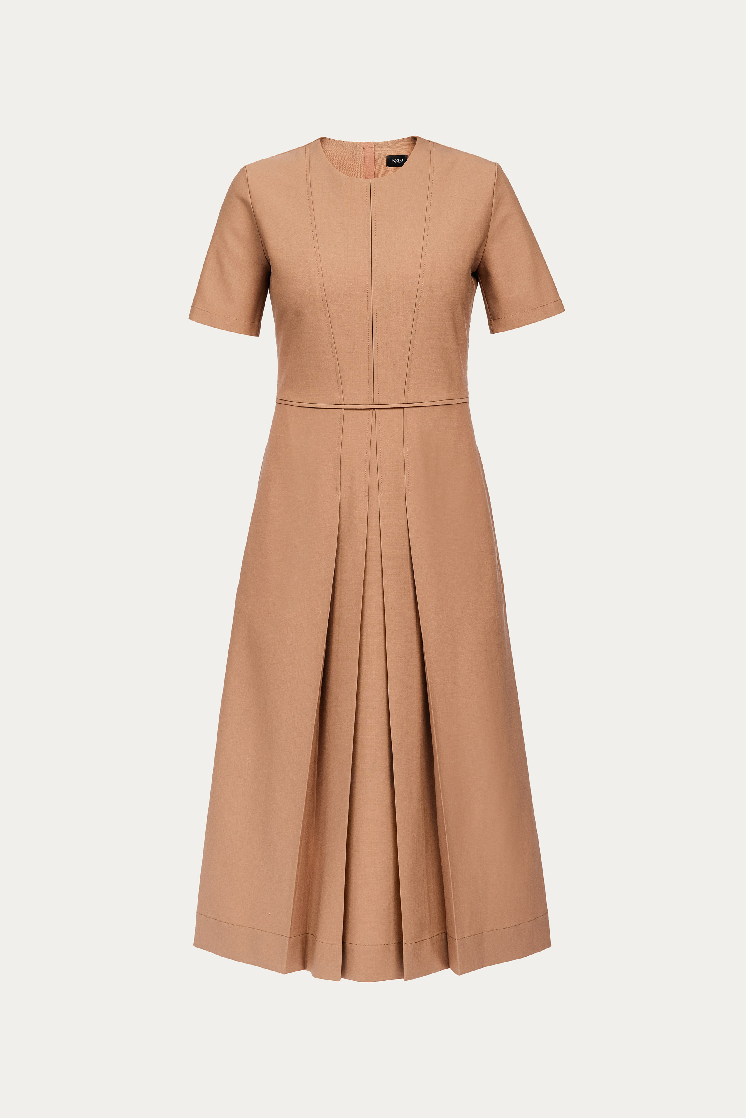 Nolo Fashion. Fotogrāfs Rīgā. Gīmenes, individuālās un dažādu produktu fotosesijas