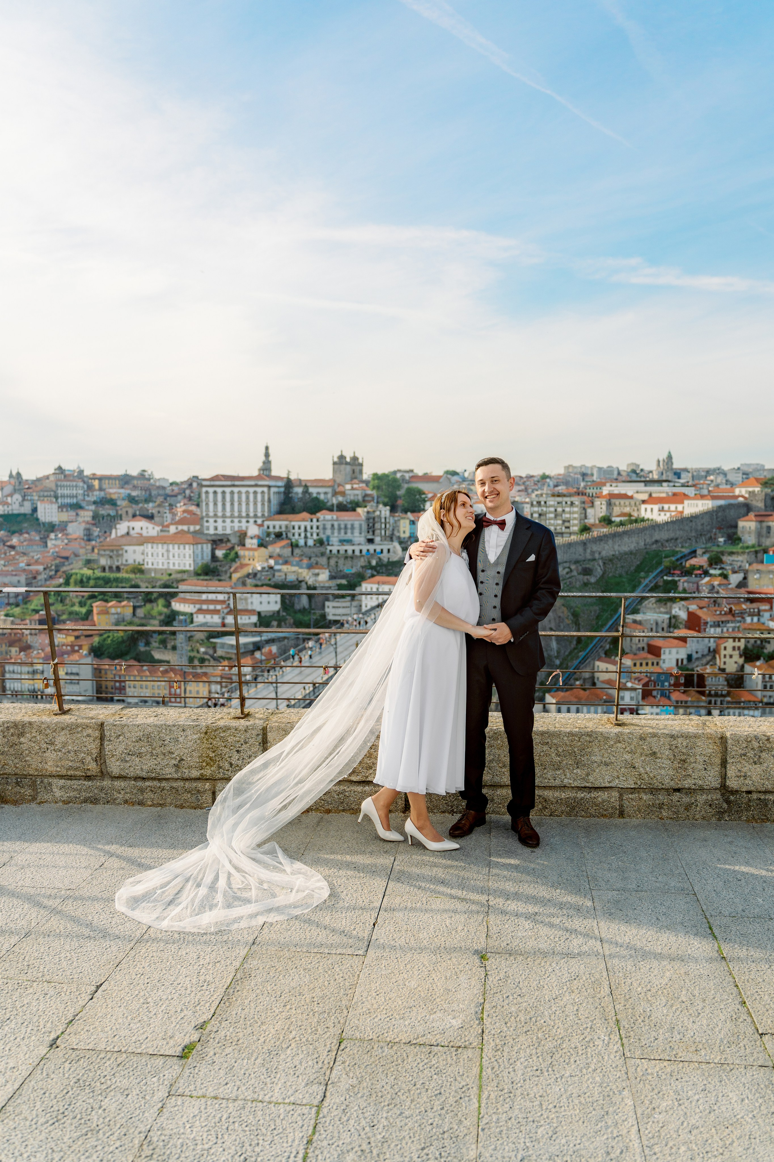 Свадебная прогулка в Порту. Фотограф в Португалии Полина Готовая