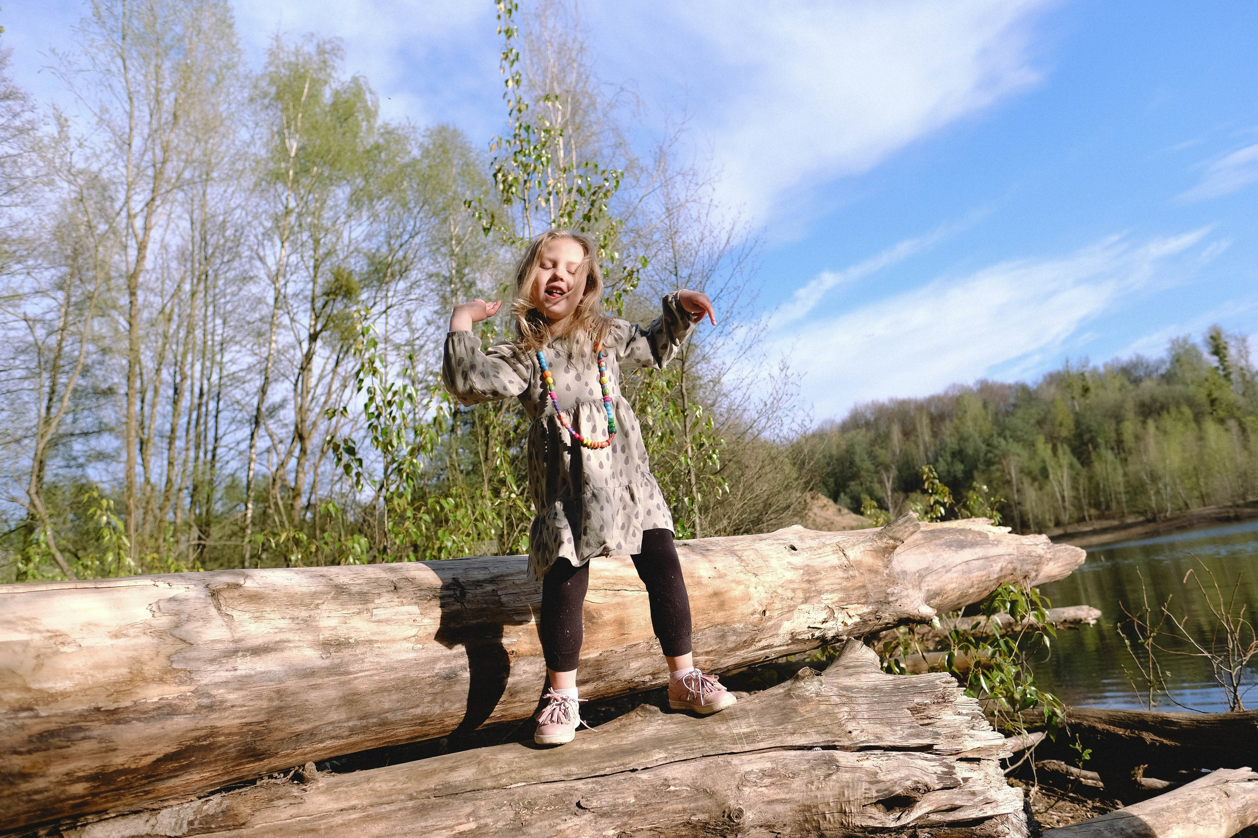 Nastya, Masha&Andrey. Authentische Familienfotografie in Köln