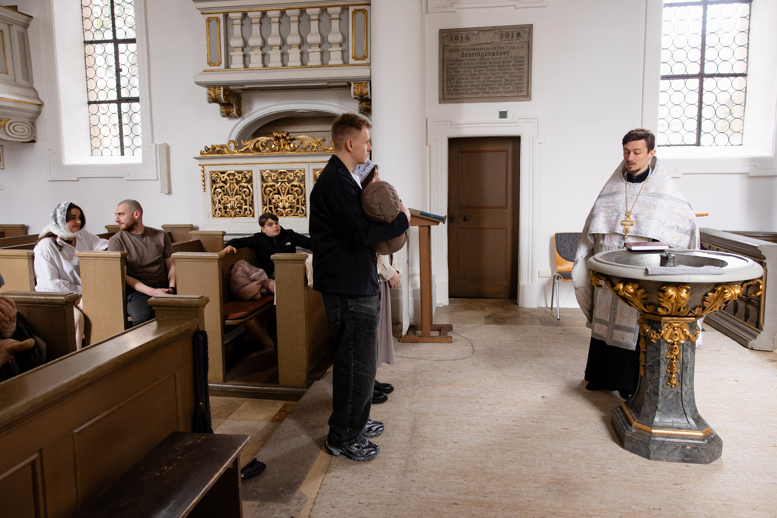 Хрещення Єсенії. Весільний, сімейний фотограф Варшава