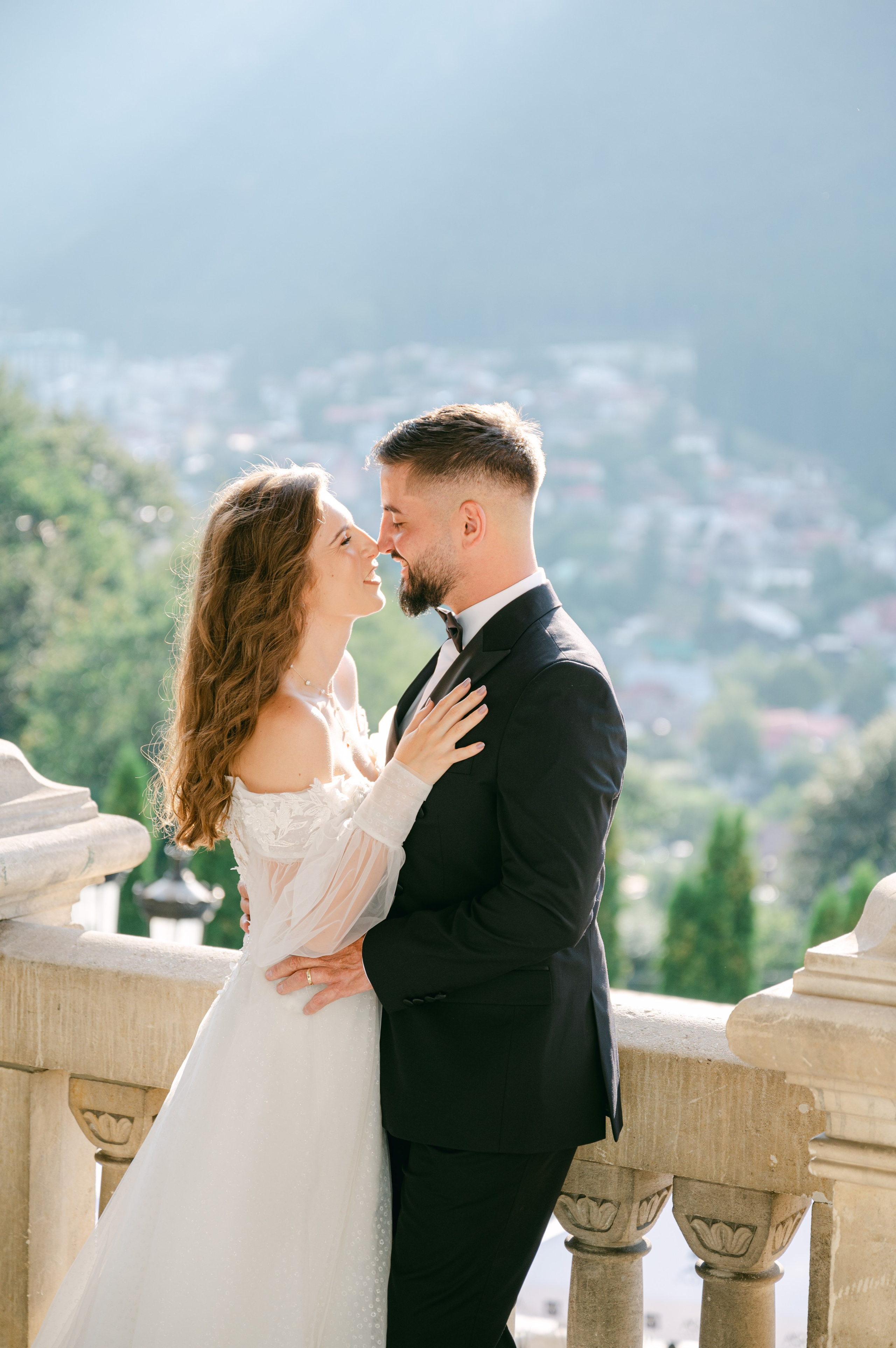 Sedinta foto trash the dress la castelul Cantacuzino