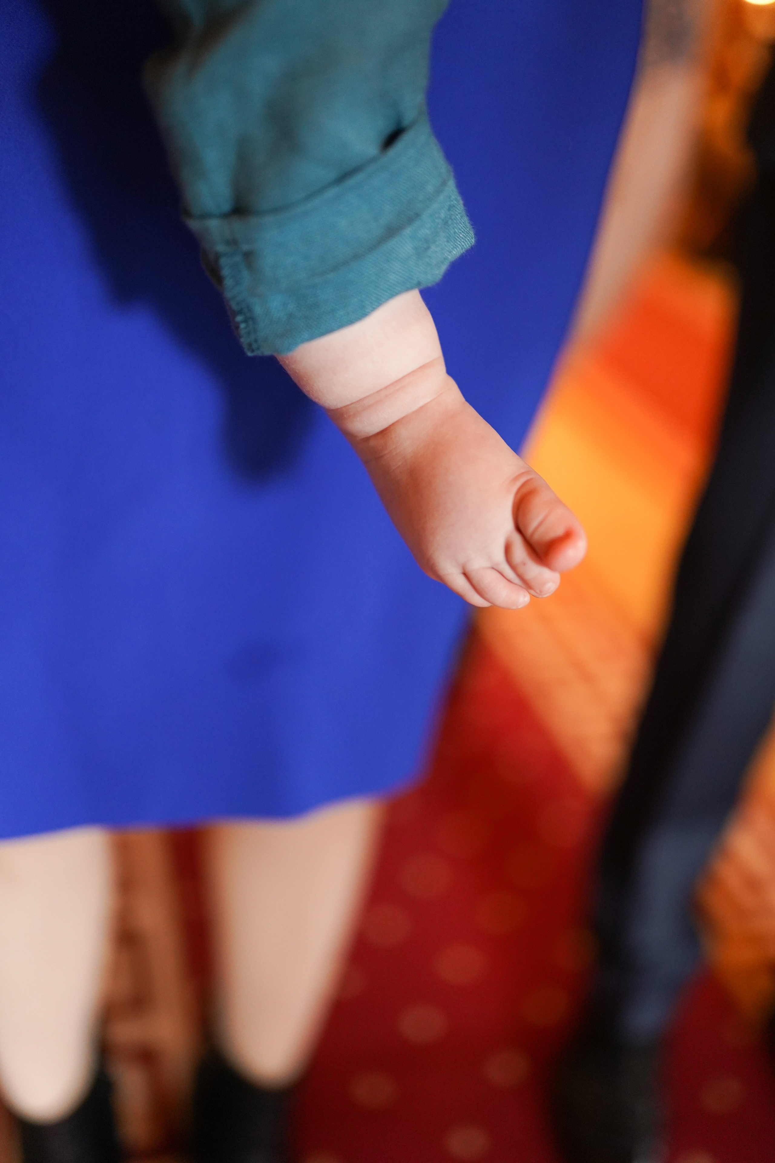 Fotografie de Eveniment Brașov: Povești Vizuale | Mădălina Beda. Madalina Beda- Artist vizual, fotograf, doula la nastere, consultant babywearing Brasov si in toata tara