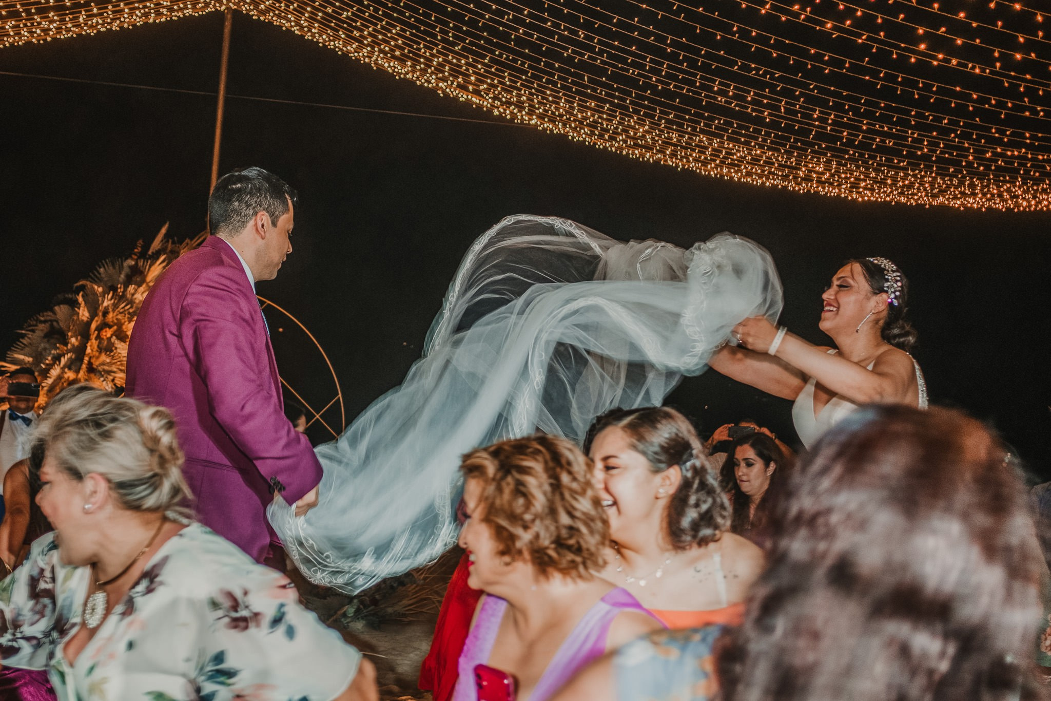 Silvia & Julio / Huatulco. Wedding and family photographer in Mexico City