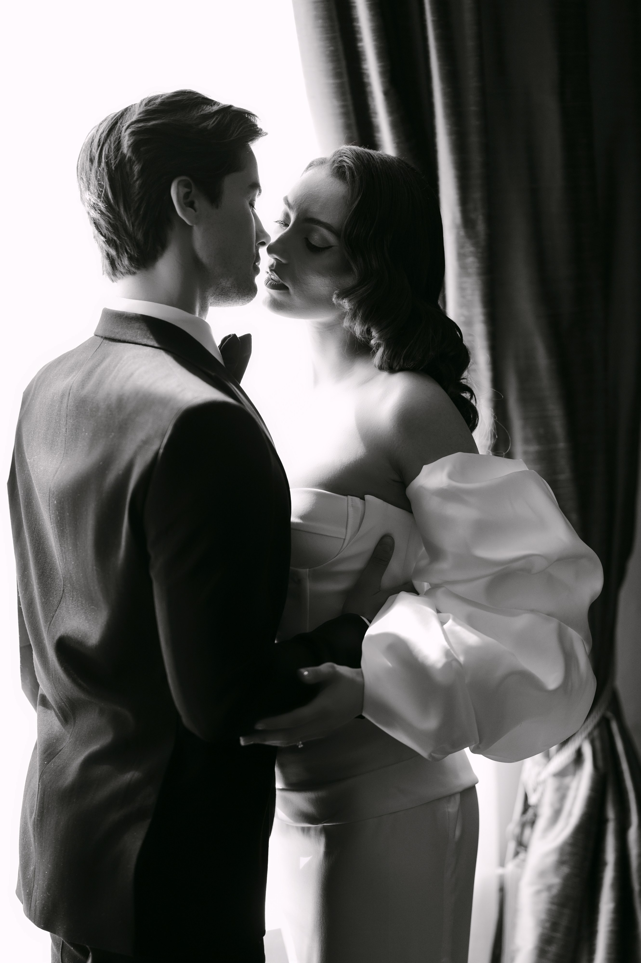 Claudia & Mihai Wedding | Elegant Love Story
