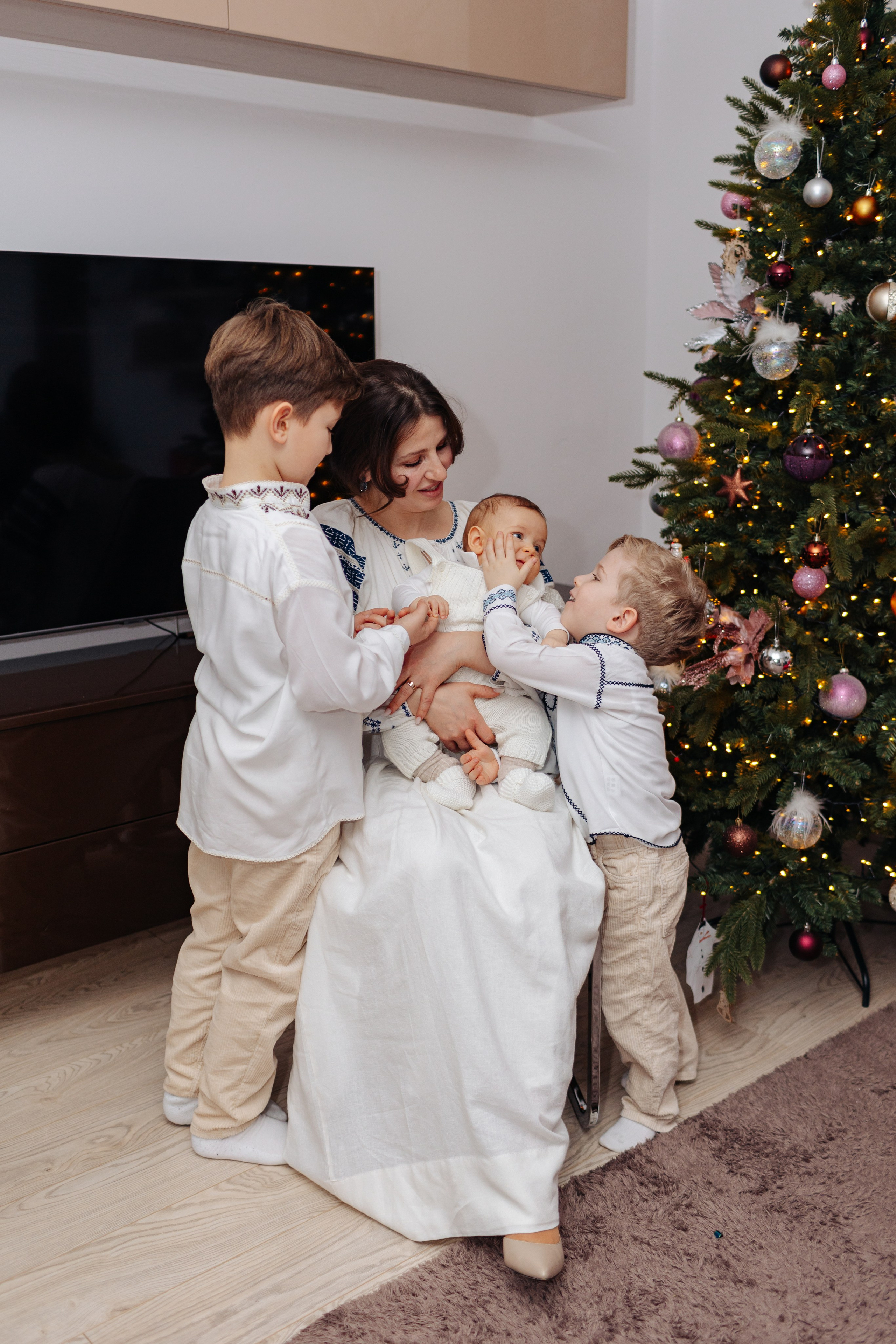 Botezul micuțului Matteo. Cristina Andronache fotograf Brașov fotograf de familie fotograf de nunta Brașov