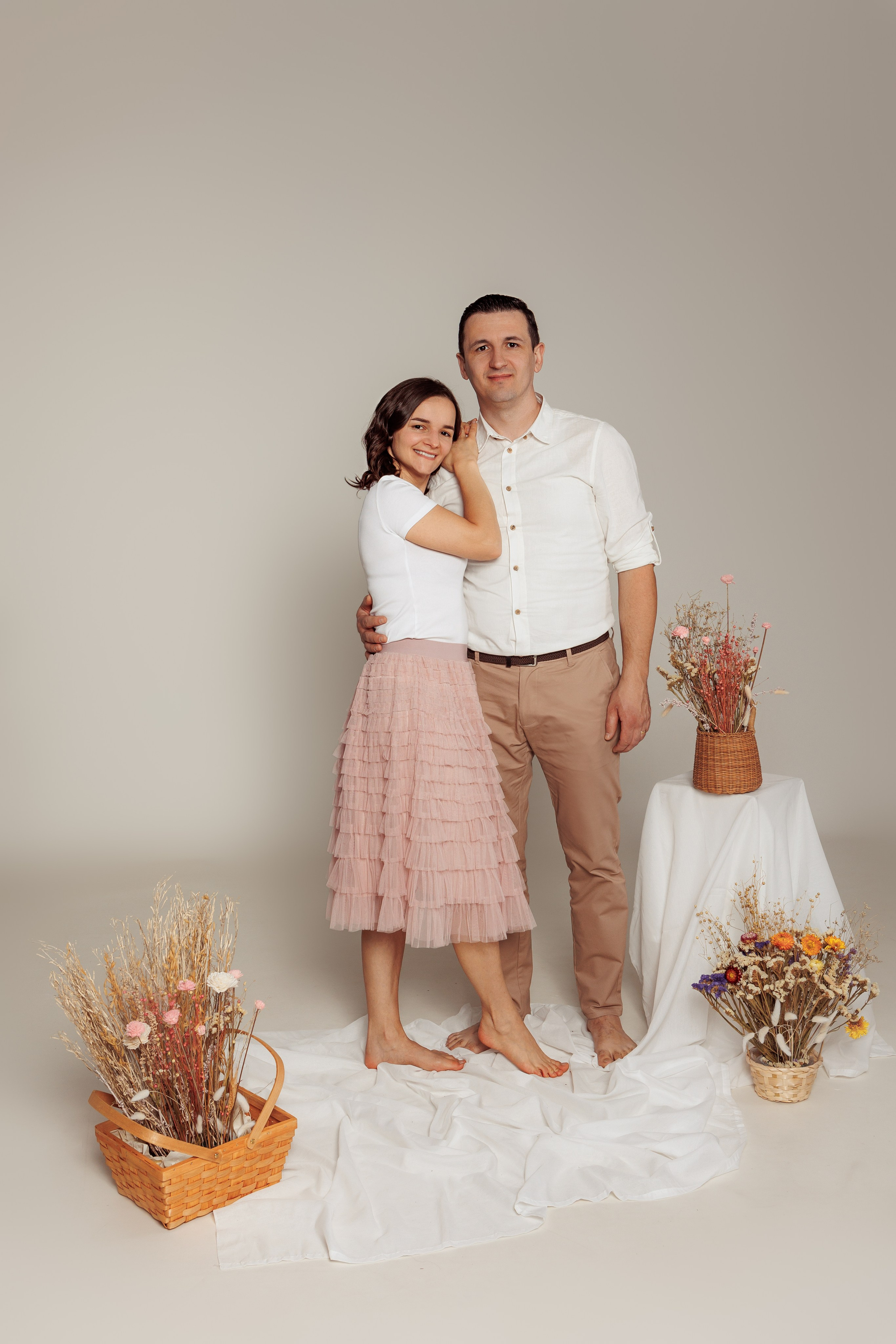 Familia Hudea - fotografii de studio. Cristina Andronache fotograf Brașov fotograf de familie fotograf de nunta Brașov
