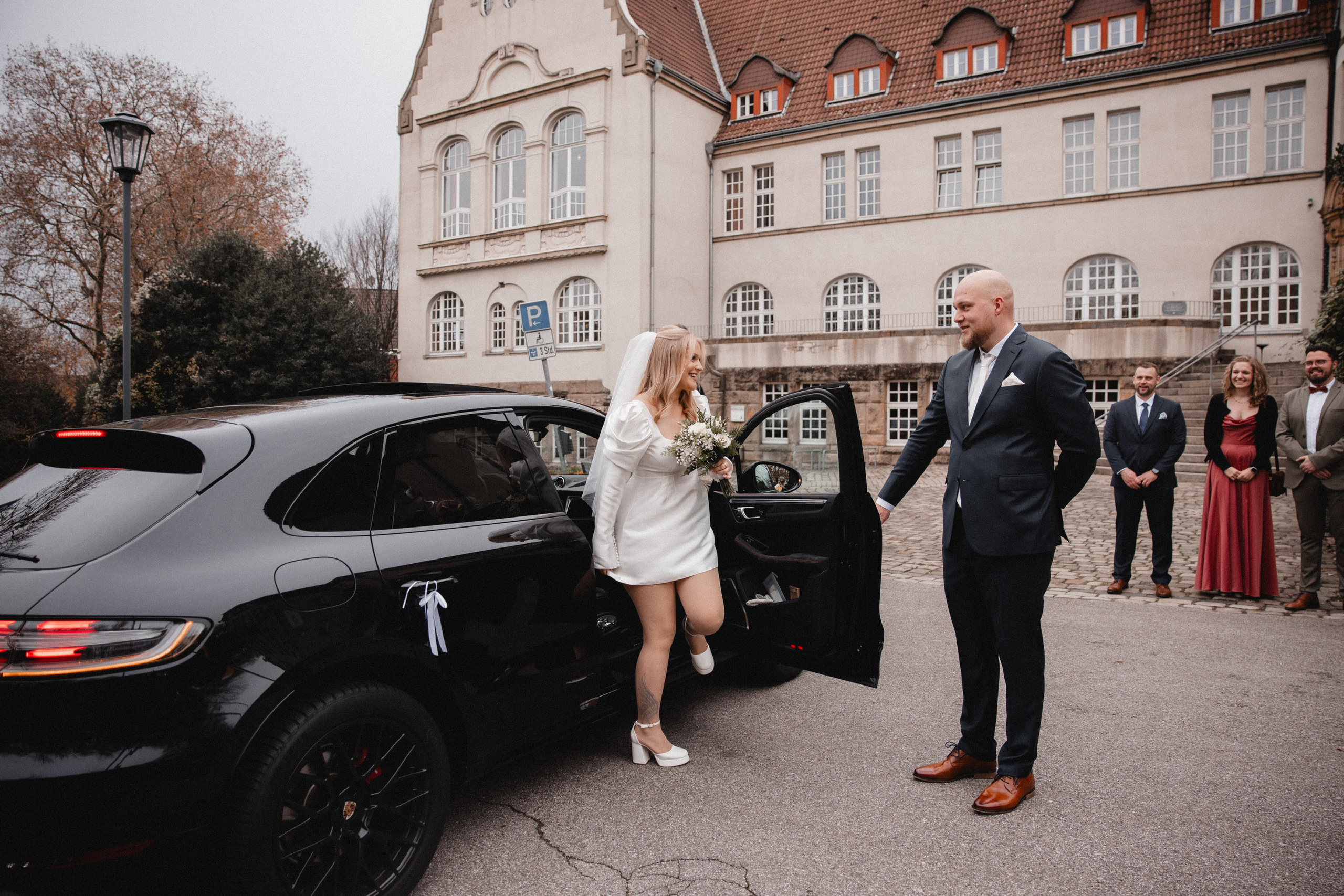 Louisa & Niklas | Schlosshotel Hugenpoet. Photographer in Bochum Dolia Halyna