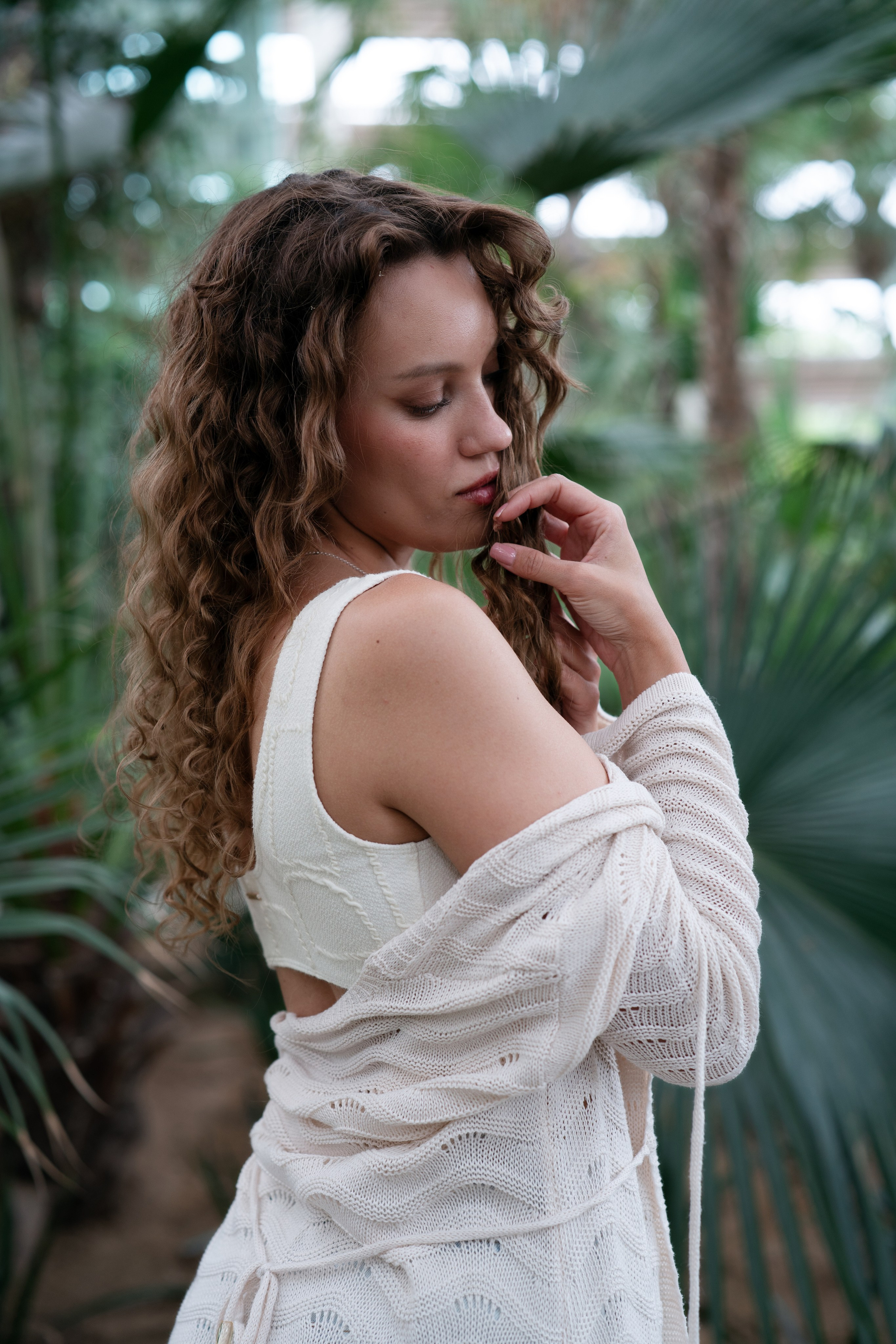 Personal Photoshoot in Abu Dhabi — Portraits That Reflect You. Mariia Safronova is your photographer in Abu Dhabi and Dubai