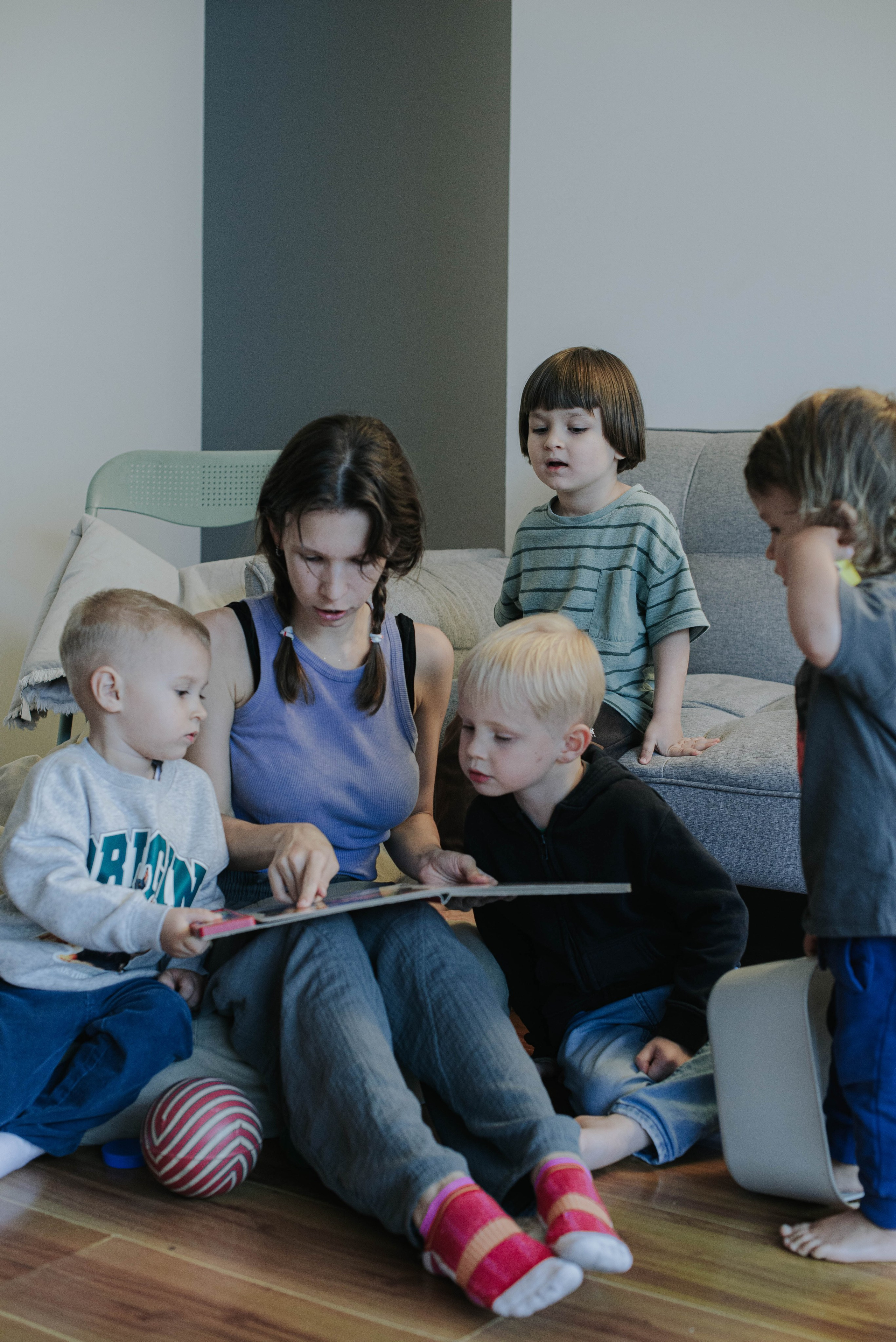 Children’s Book Club. Moydodyr. Photographer @elmirkami in the city of Buenos Aires