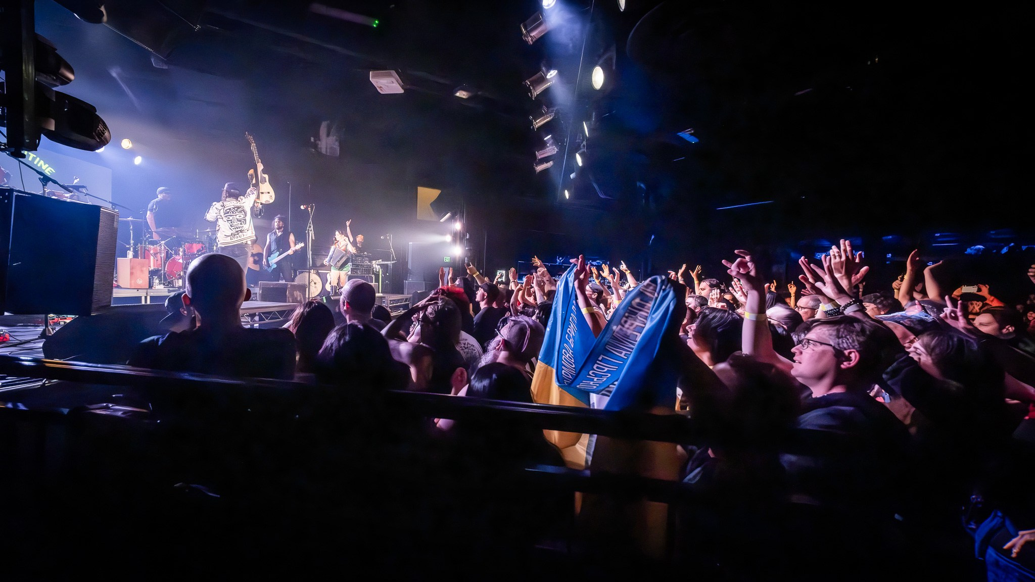 GOGOL BORDELLO / SACRAMENTO. Reportage concert portrait photography in the San Francisco Bay Area