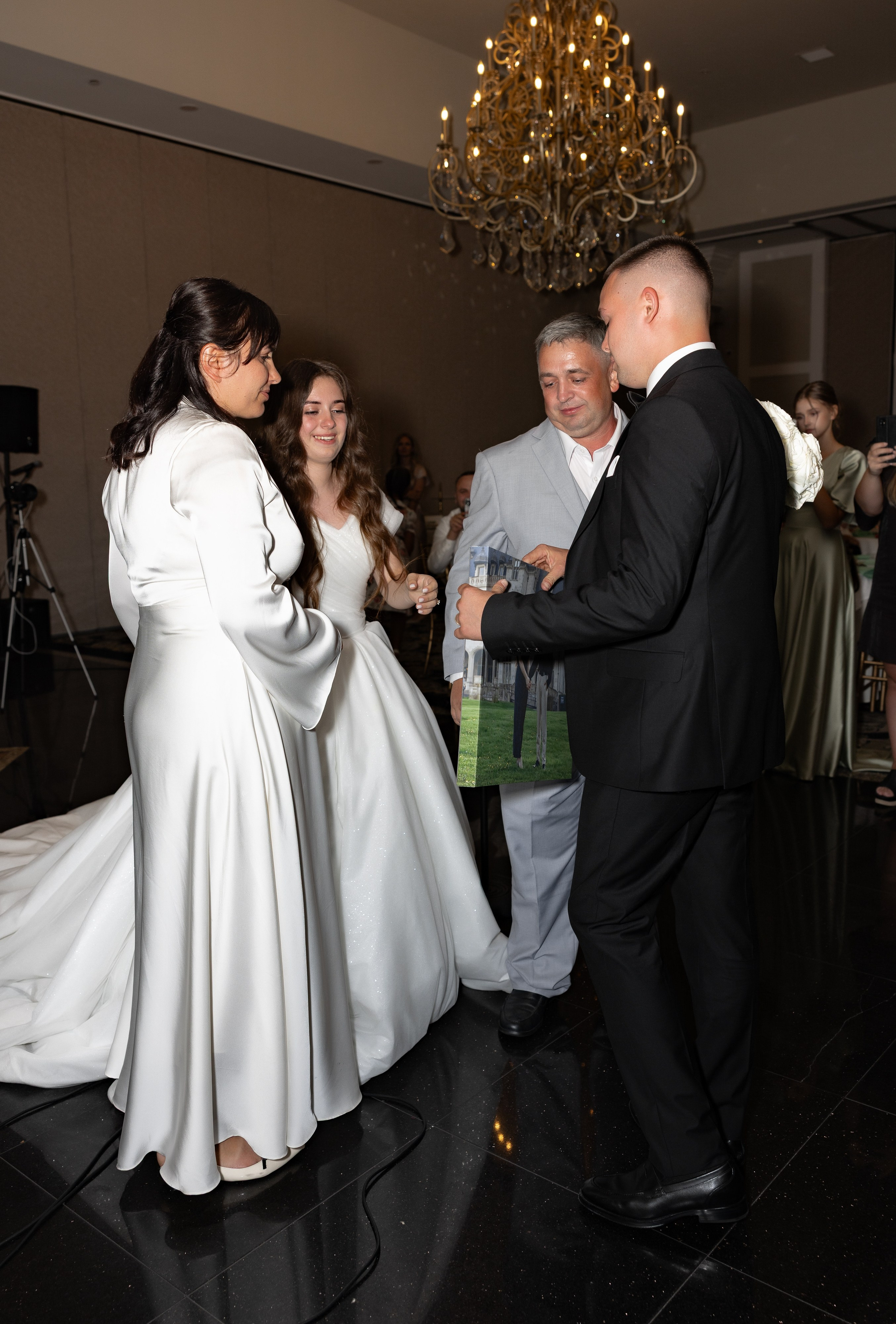 Vitalii and Diana. Massachusetts. Photographer Anastasia Nagibina